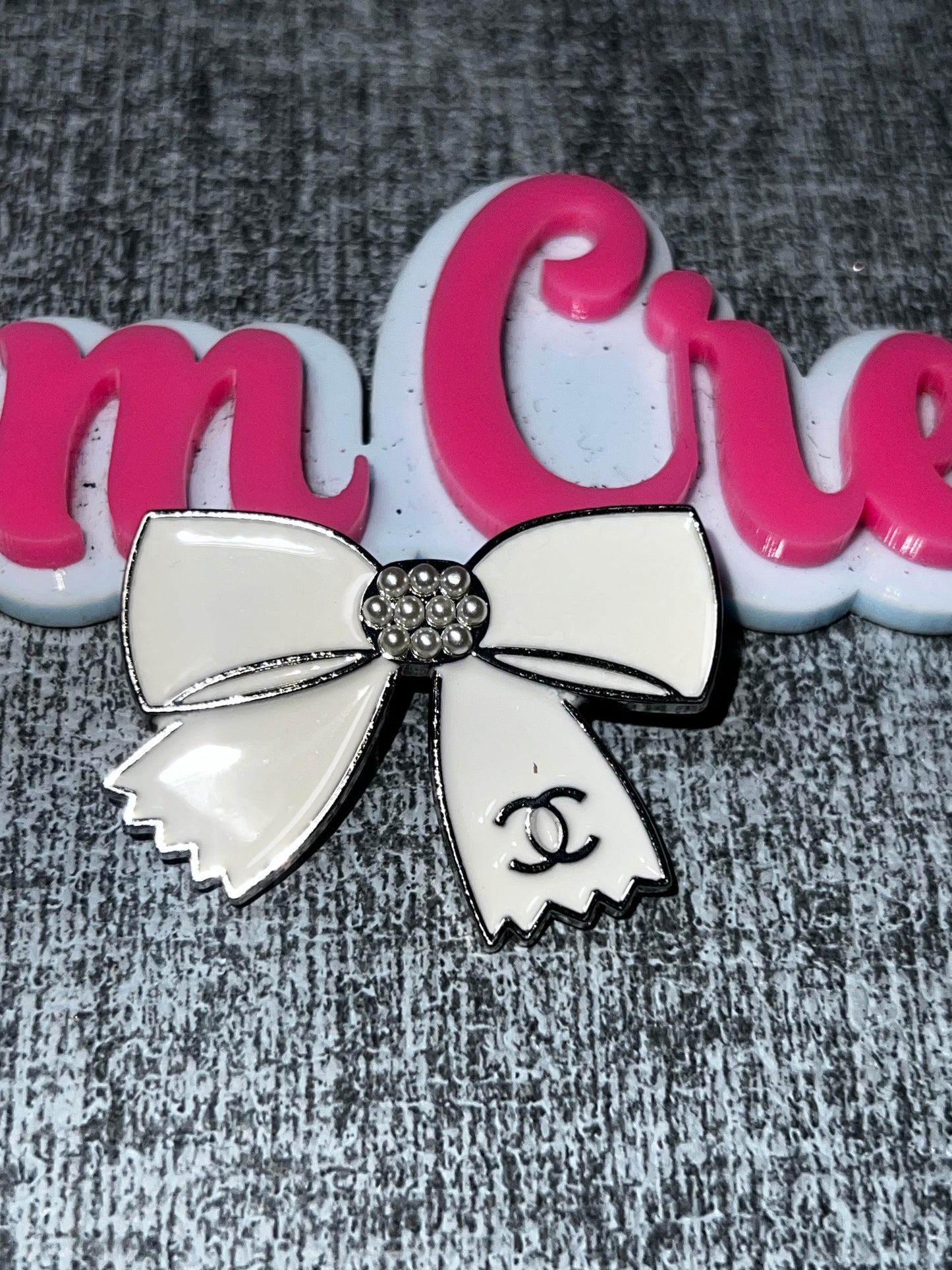 White Bow Fashion Brooch Pin | White Enamel Bow Brooch | Decorative Lapel Pin