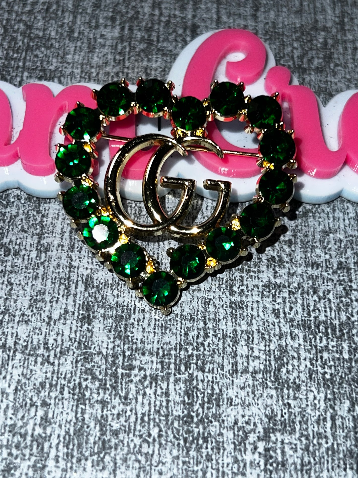 Emerald Green Heart Rhinestone Fashion Brooch – Crystal Statement Pin
