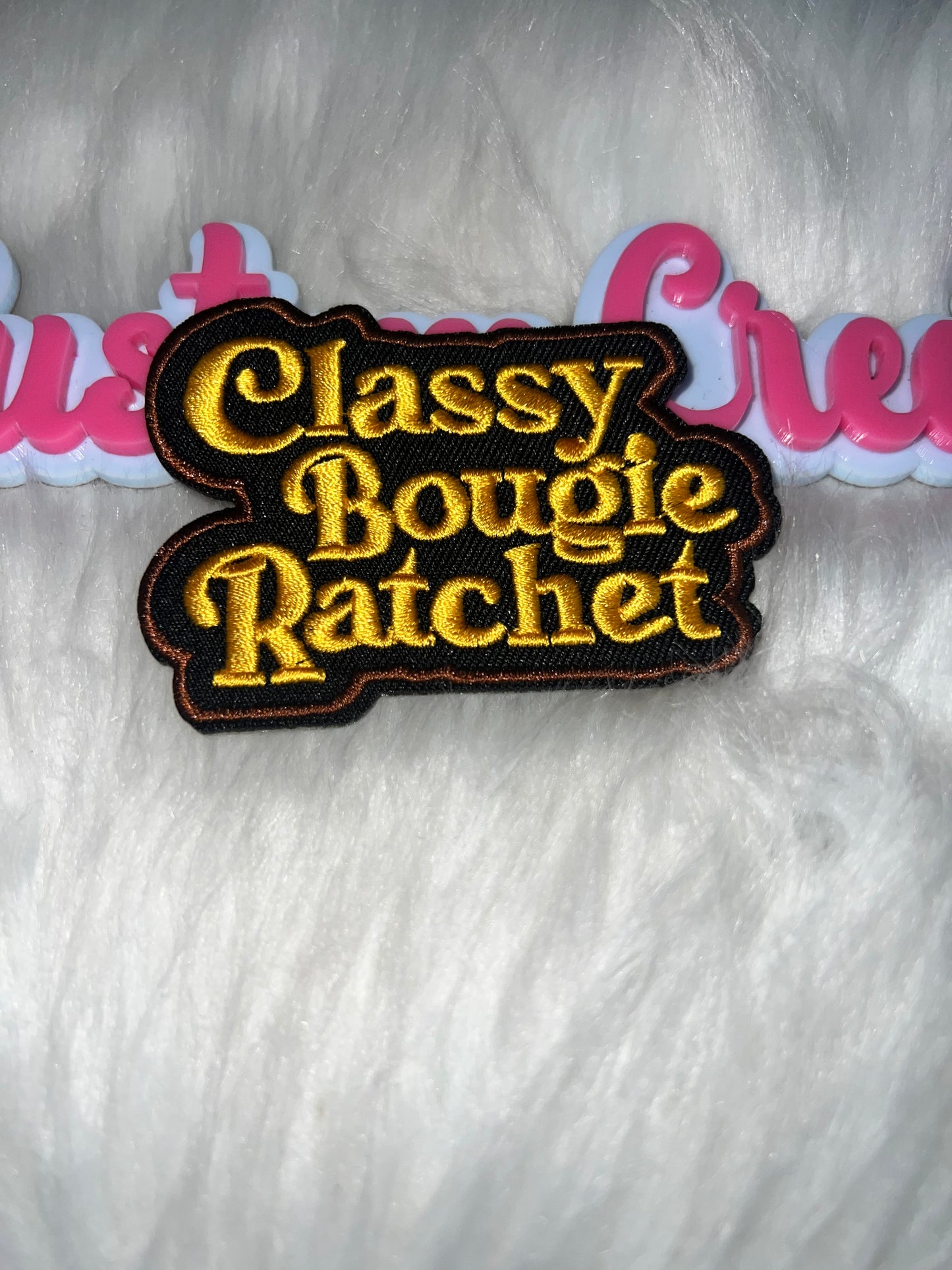 Classy Bougie Ratchet Patch – Iron On