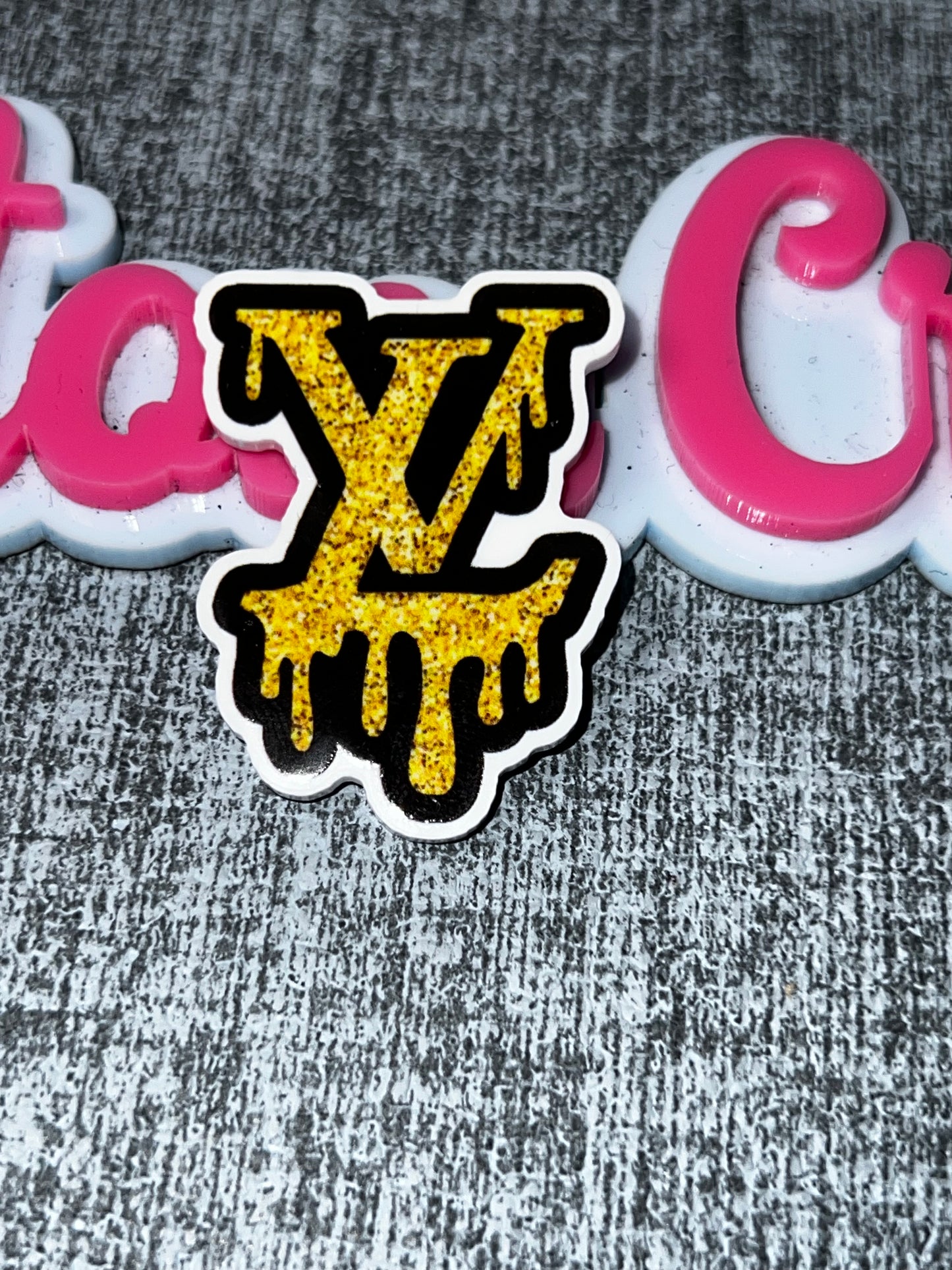 Drip Letter Acrylic Planar – Glam Fashion Craft Embellishment