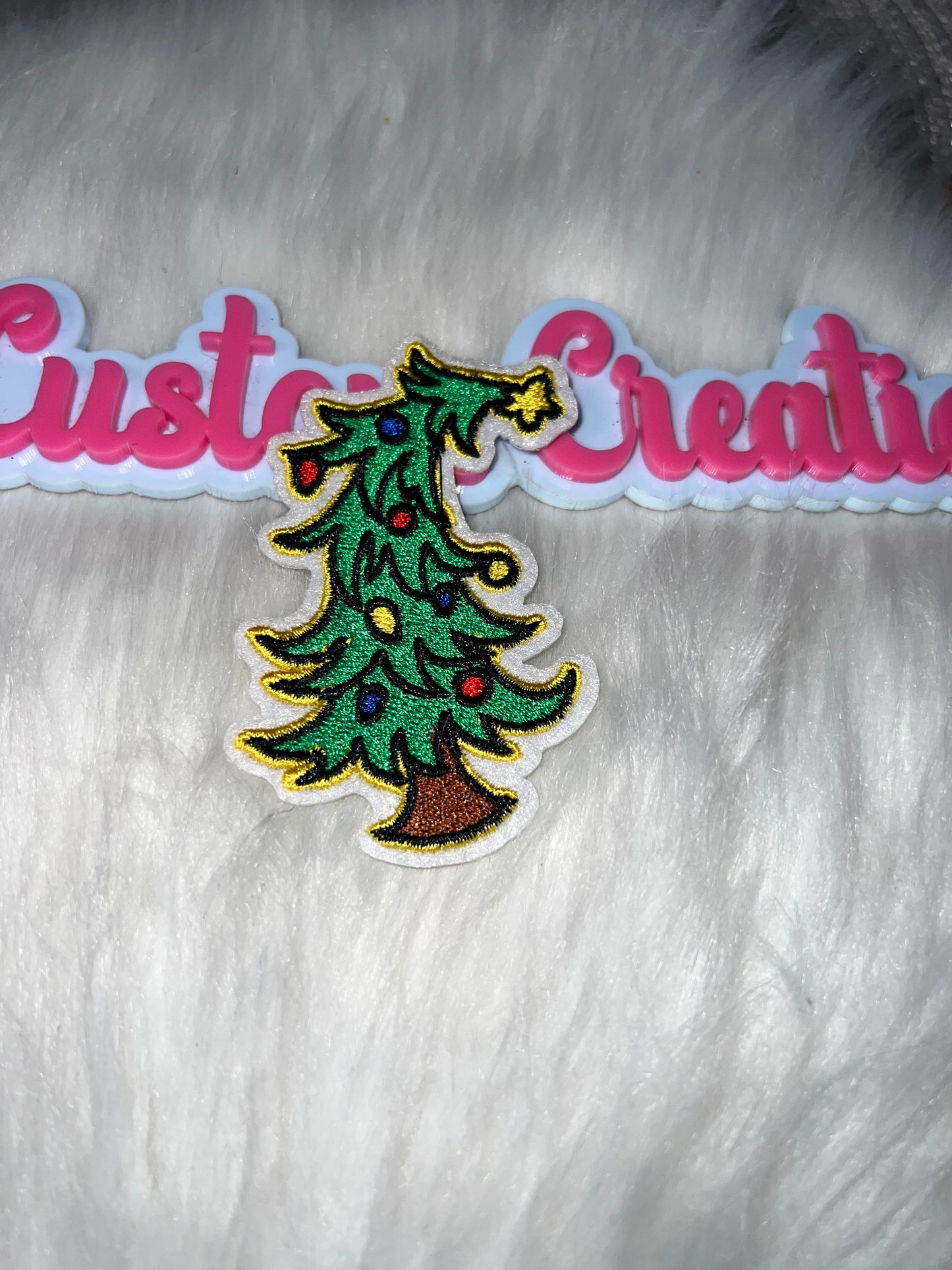 Christmas Tree Patch (Twisted Tree Design) – Iron On