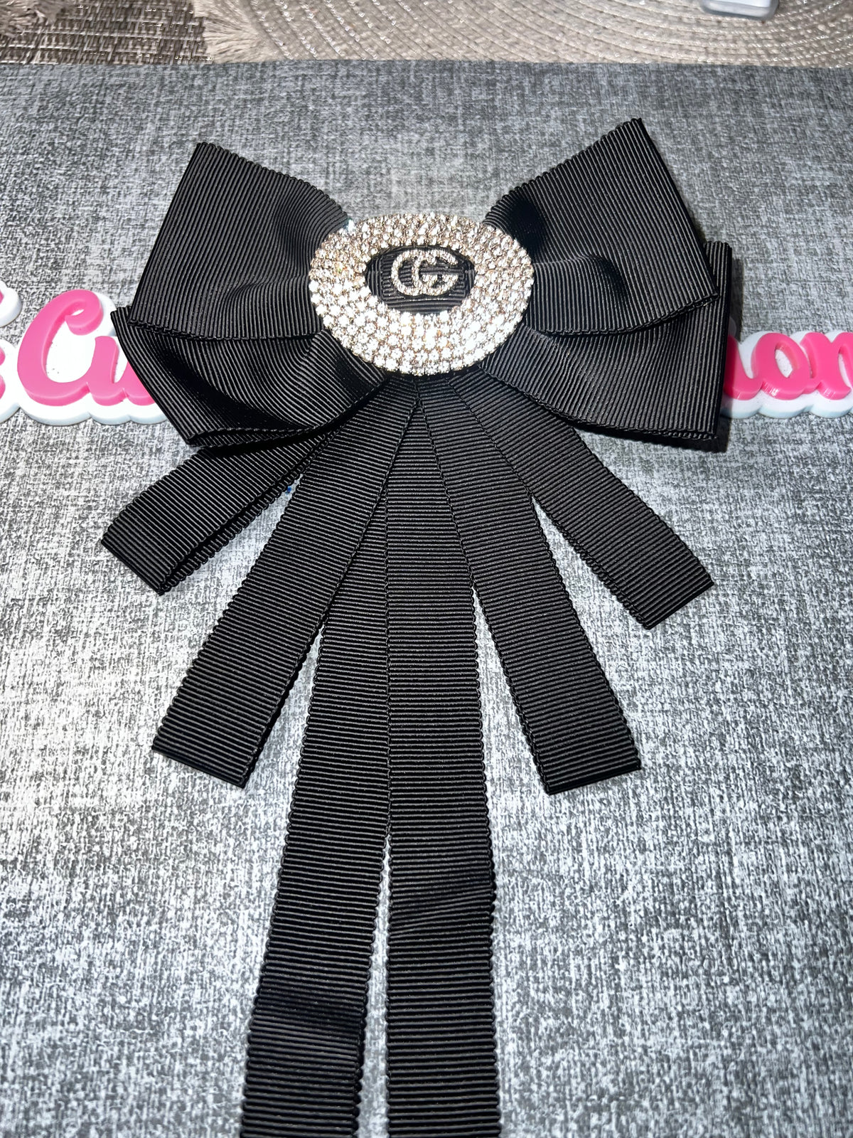 Black Rhinestone Bow Brooch – Classic Statement Fashion Pin