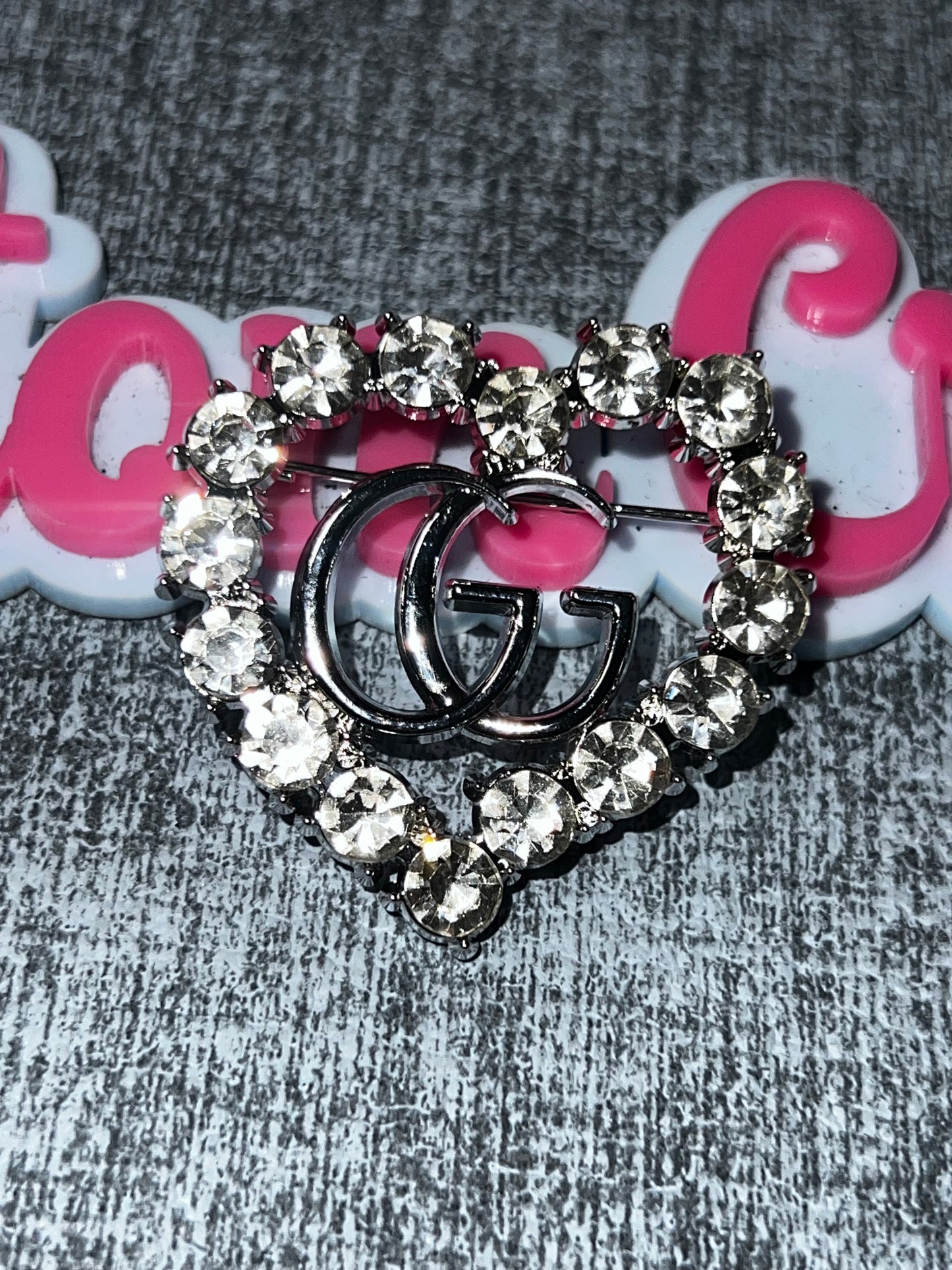 Clear Crystal Heart Rhinestone Fashion Brooch – Sparkling Statement Pin