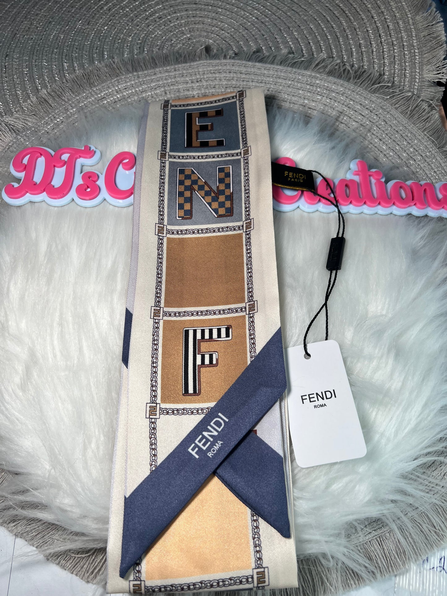 🤎 FF Inspired Neutral & Navy Scarf