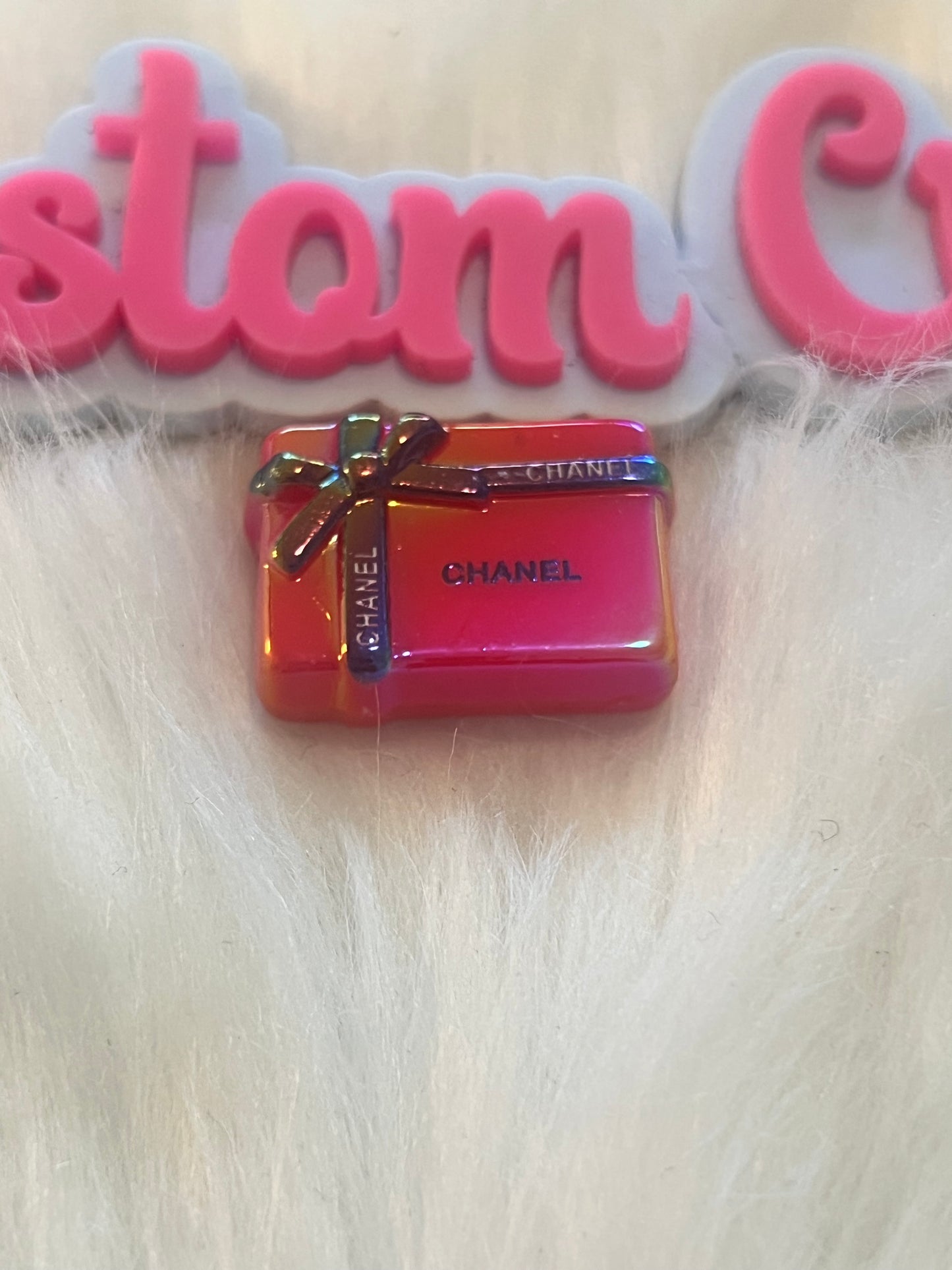 CC Hot Pink Gift-box Focal