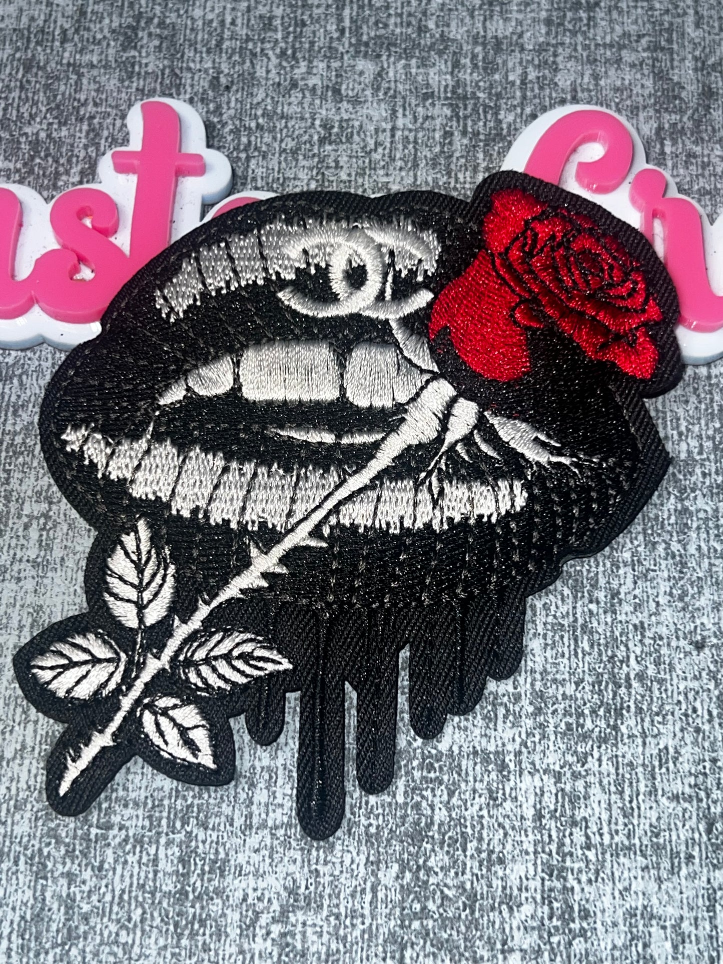 Rose Lips Embroidered Iron-On Patch – Black, White & Red Fashion Patch
