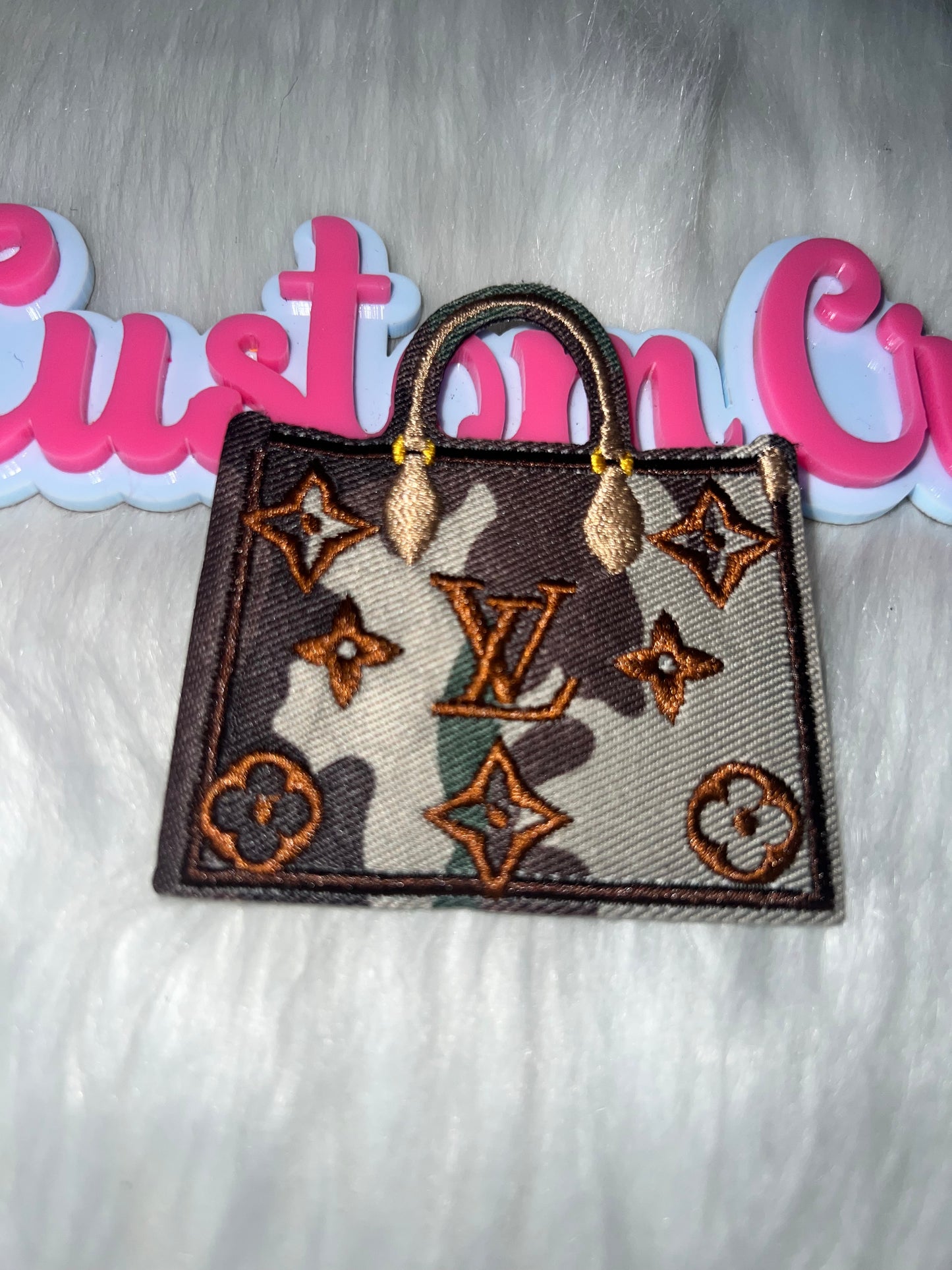 πβ¨ Camo LV-Inspired Tote Iron-On Patch