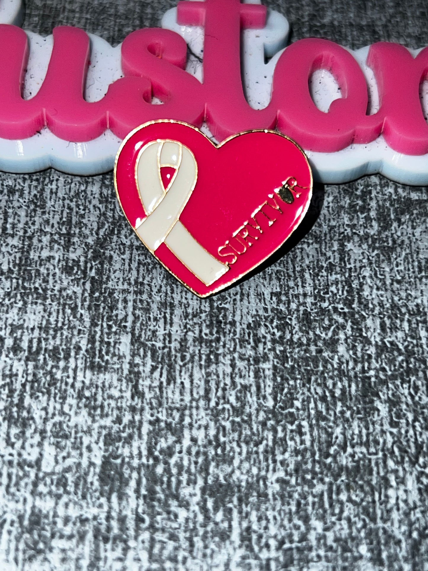 Survivor Heart Cancer Awareness Brooch Pin – Ribbon Enamel Metal Statement Pin