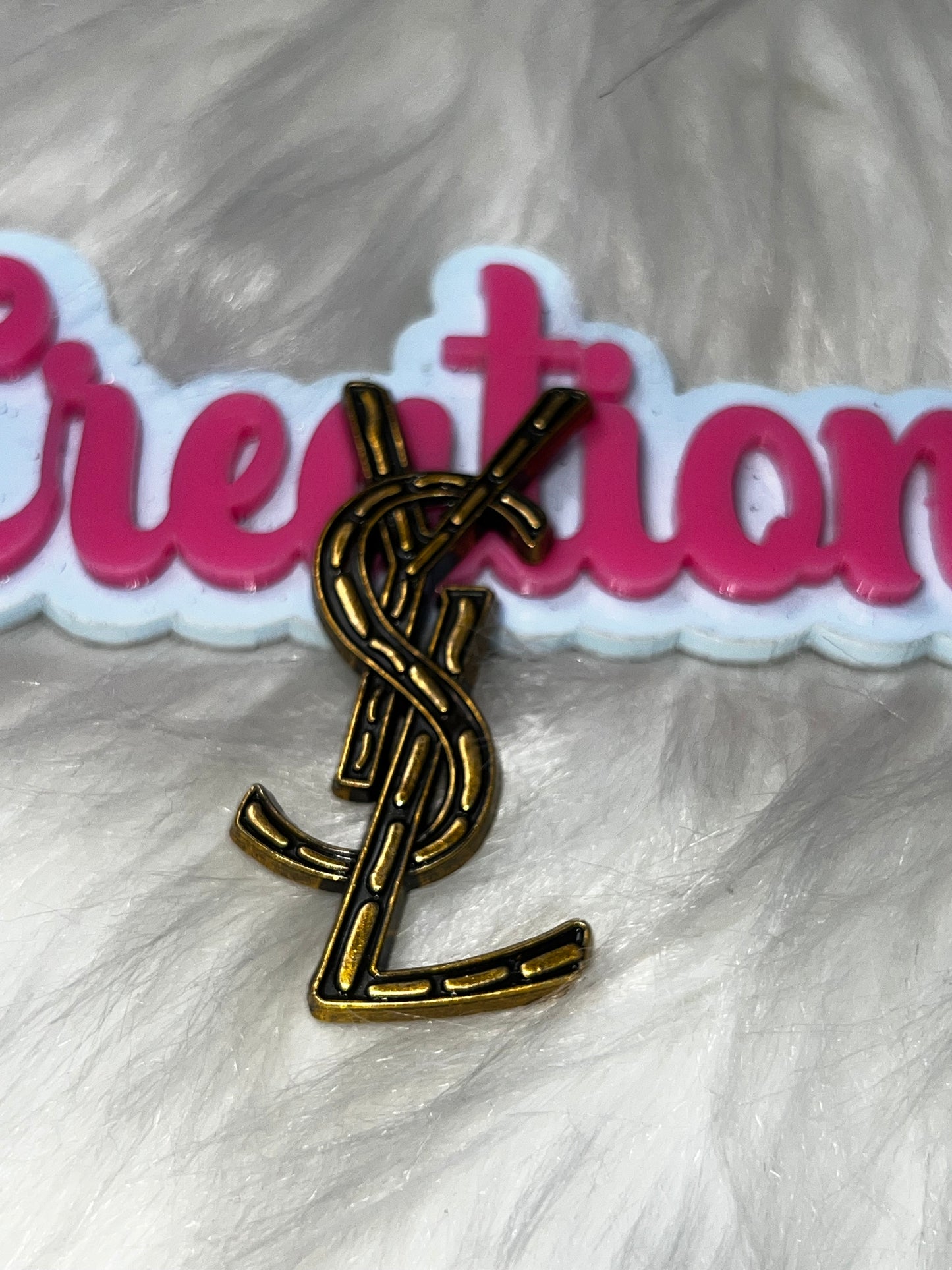 Antique Gold Letter Charm – Decorative Metal Craft Embellishment