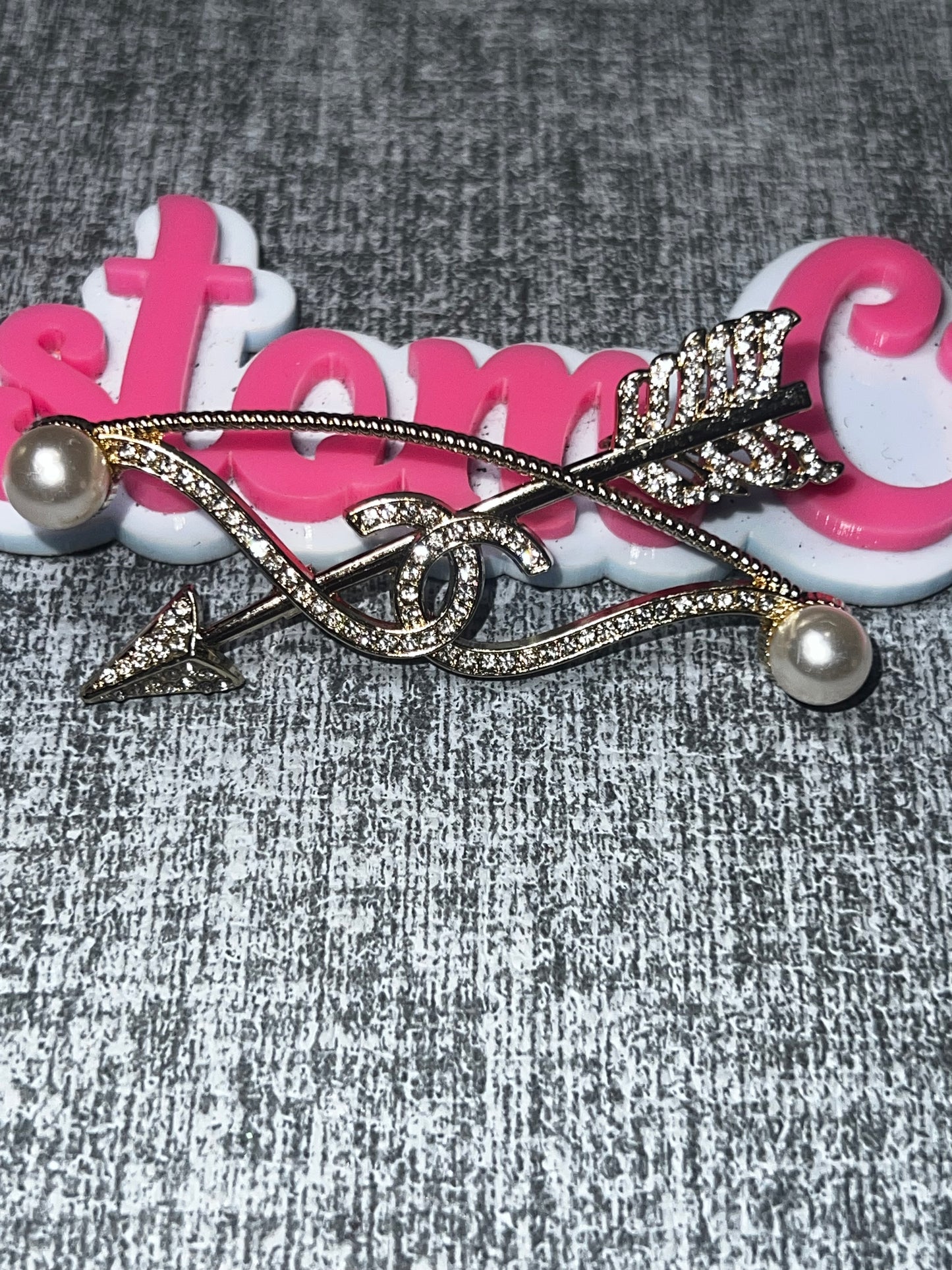 Gold Arrow Pearl Fashion Brooch Pin | Rhinestone Arrow Brooch | Elegant Decorative Lapel Pin