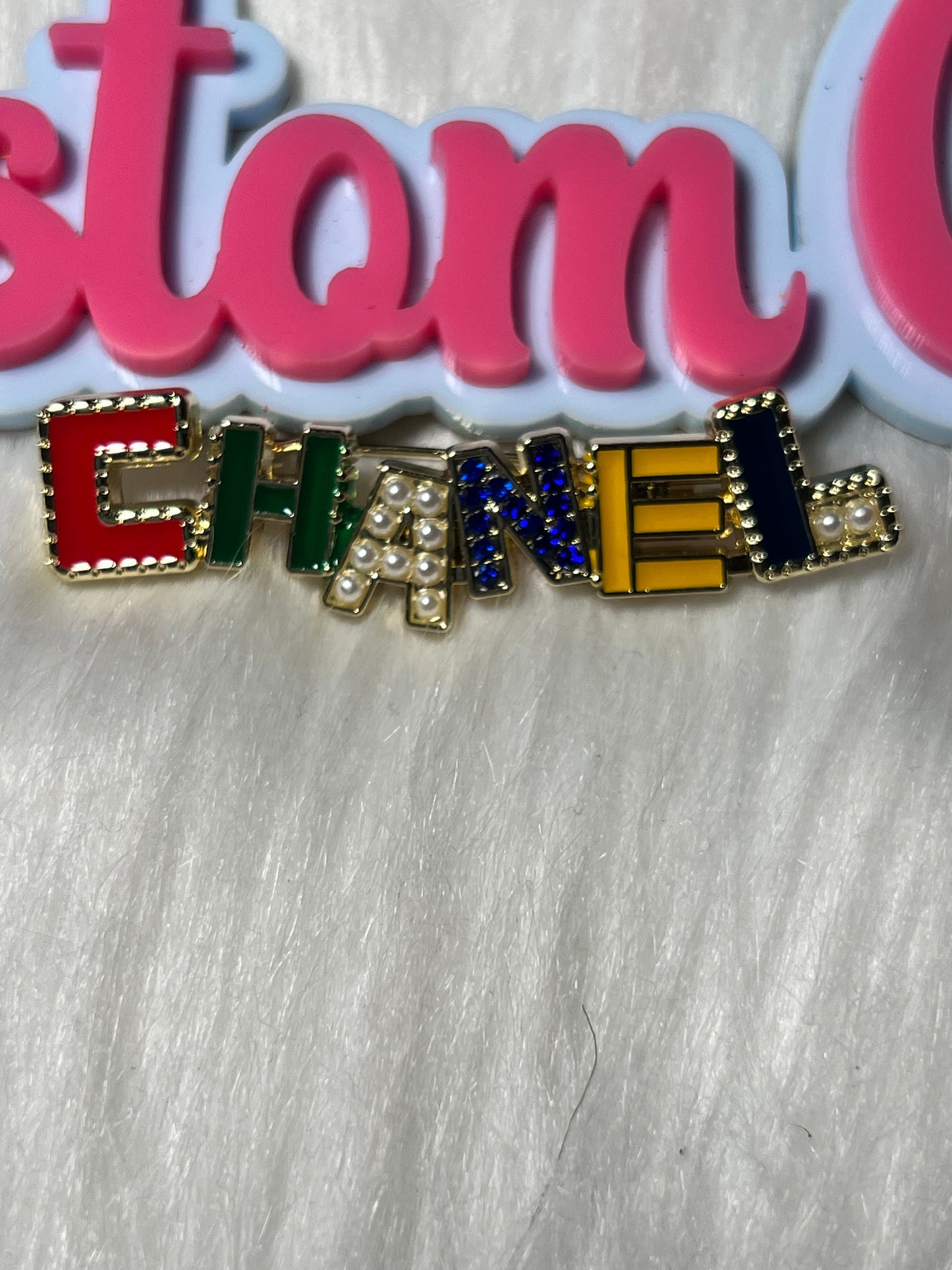 🎨 Multicolor CC Brooch