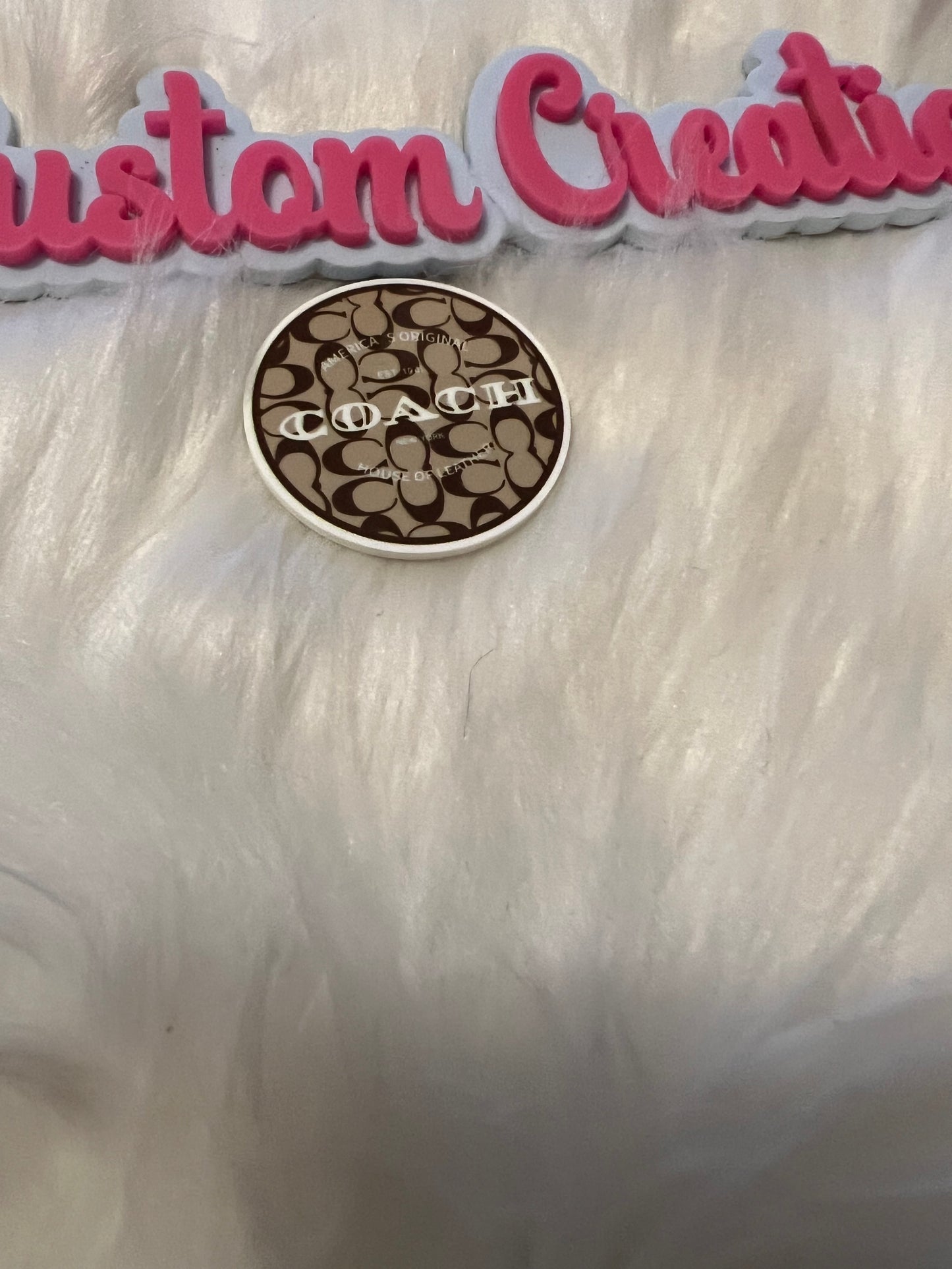 Brown/Tan Circle Coach