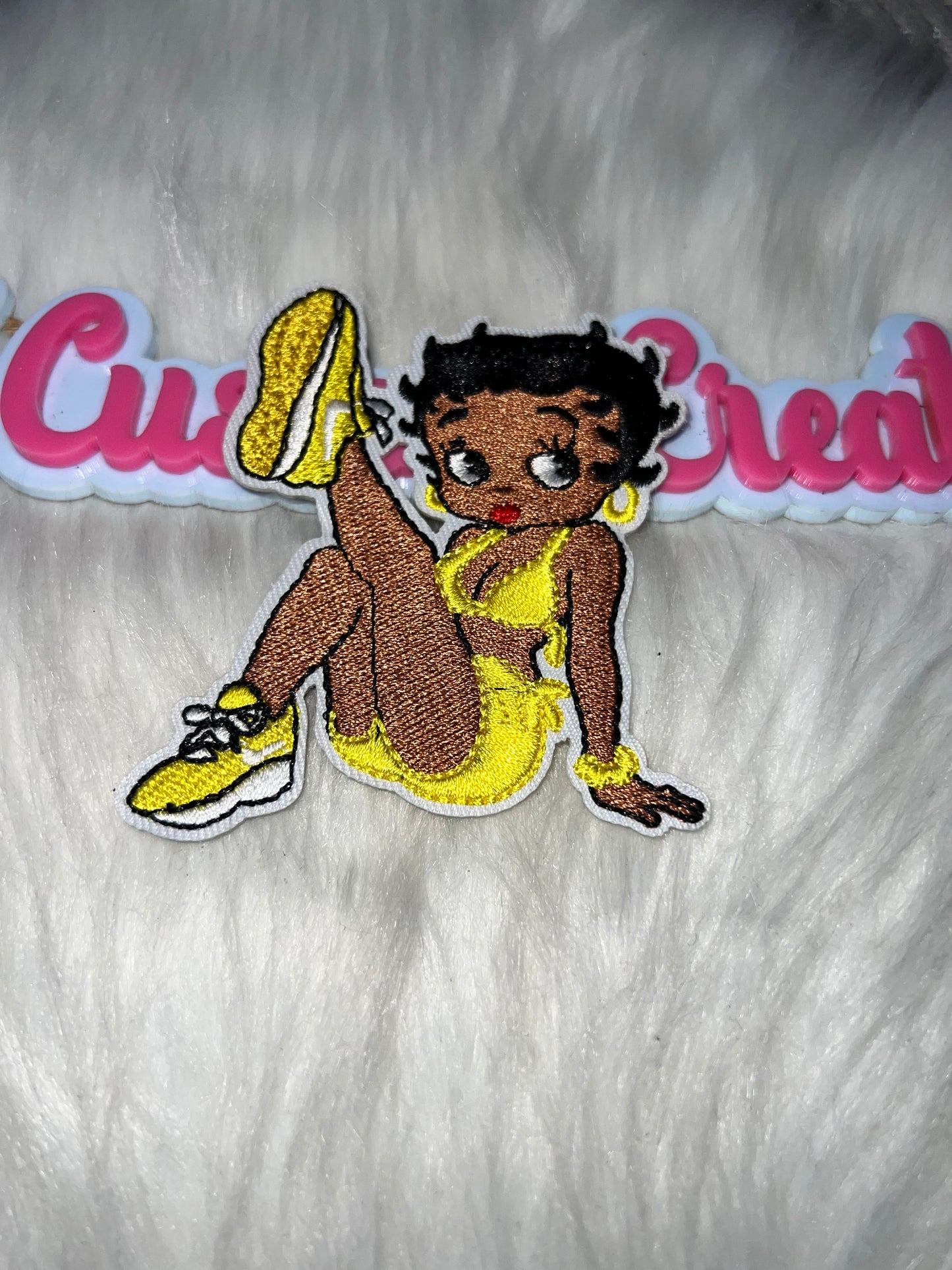 Yellow Outfit Nike Betty Girl Iron-On Patch