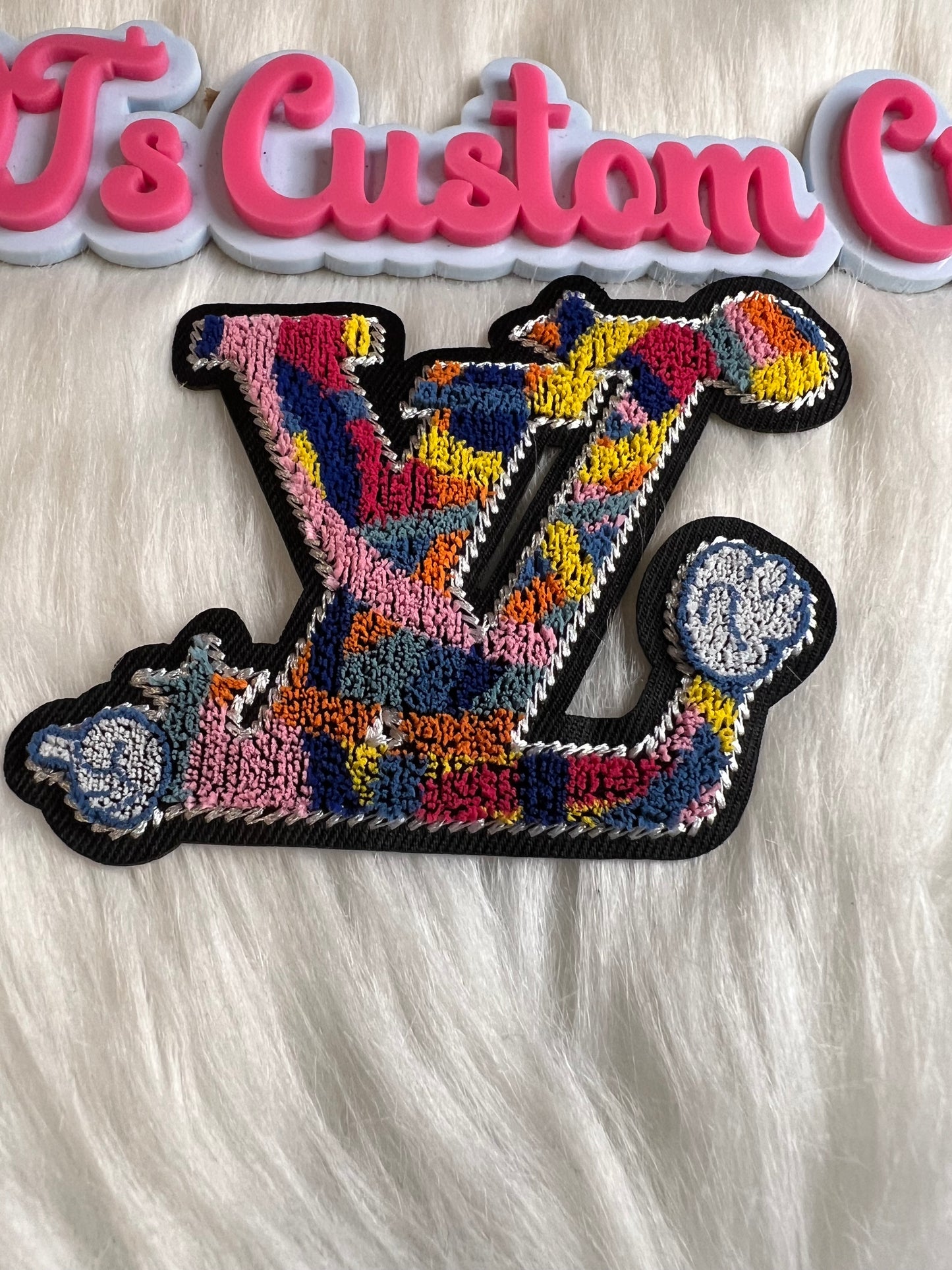 Fluffy Colorful LV