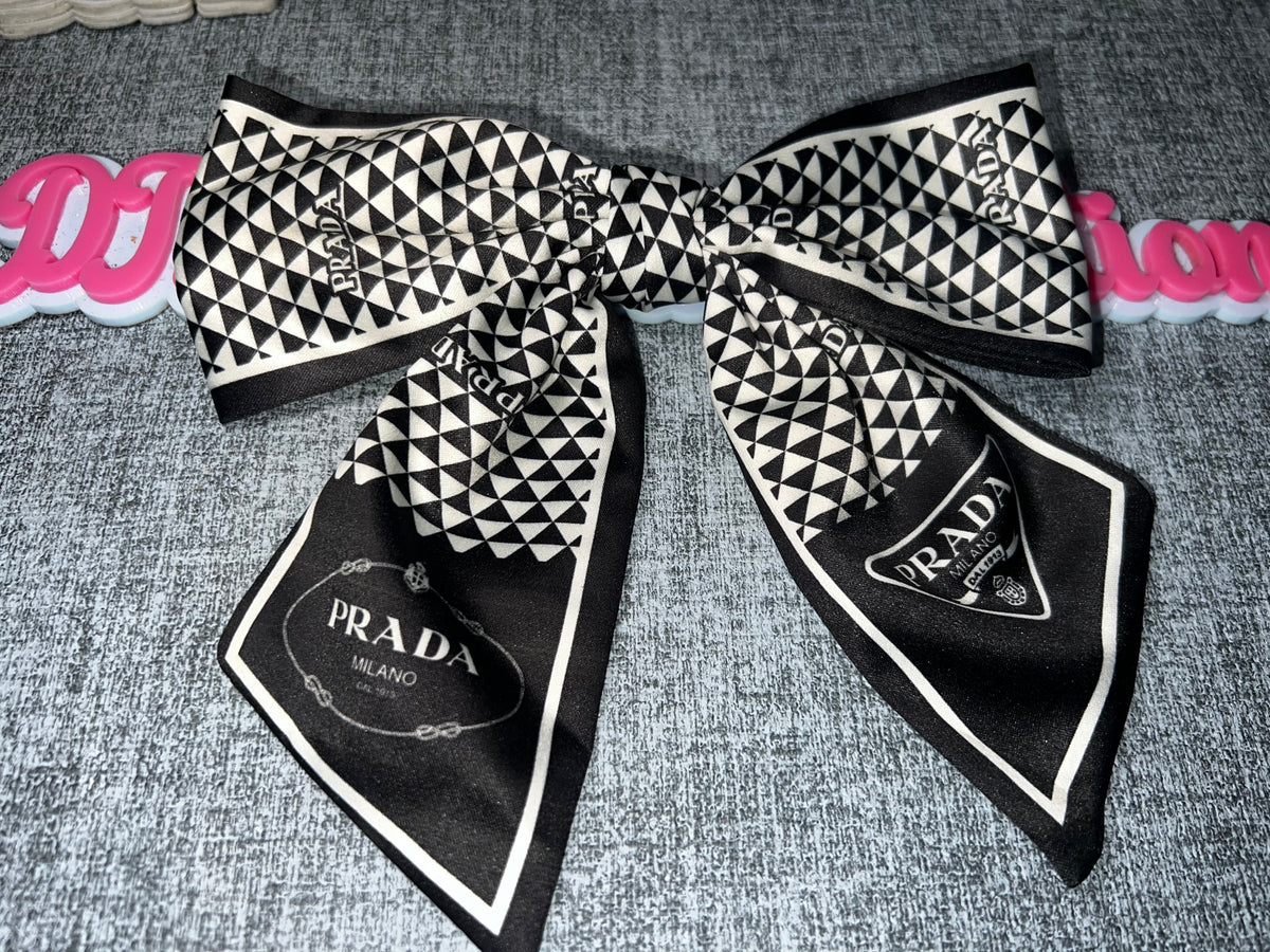 Black & Cream Geometric Print Ribbon Bow – Large Statement Craft Embellishment