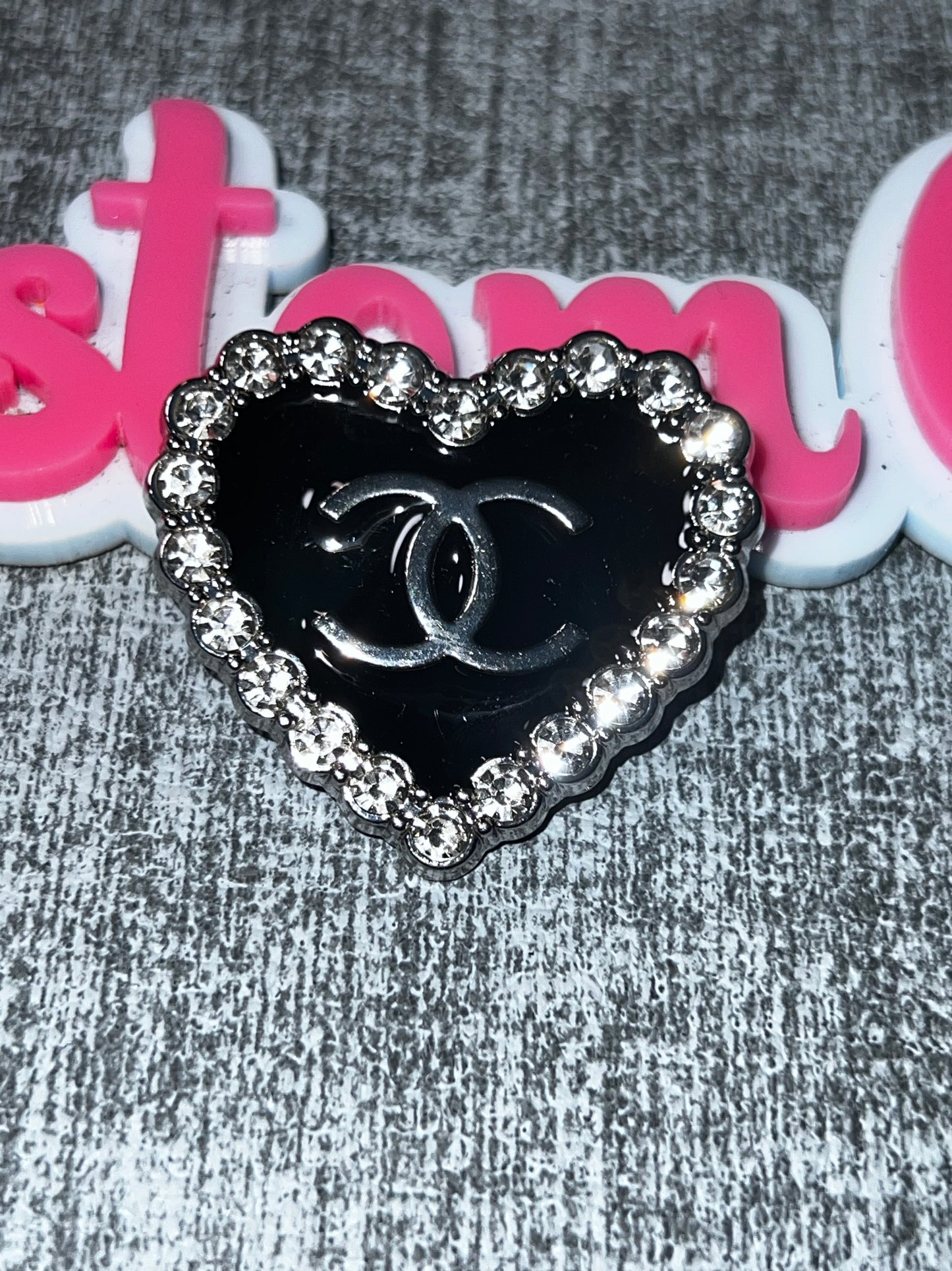 Silver Rhinestone Heart Fashion Pin Brooch – Glam Decorative Accessory