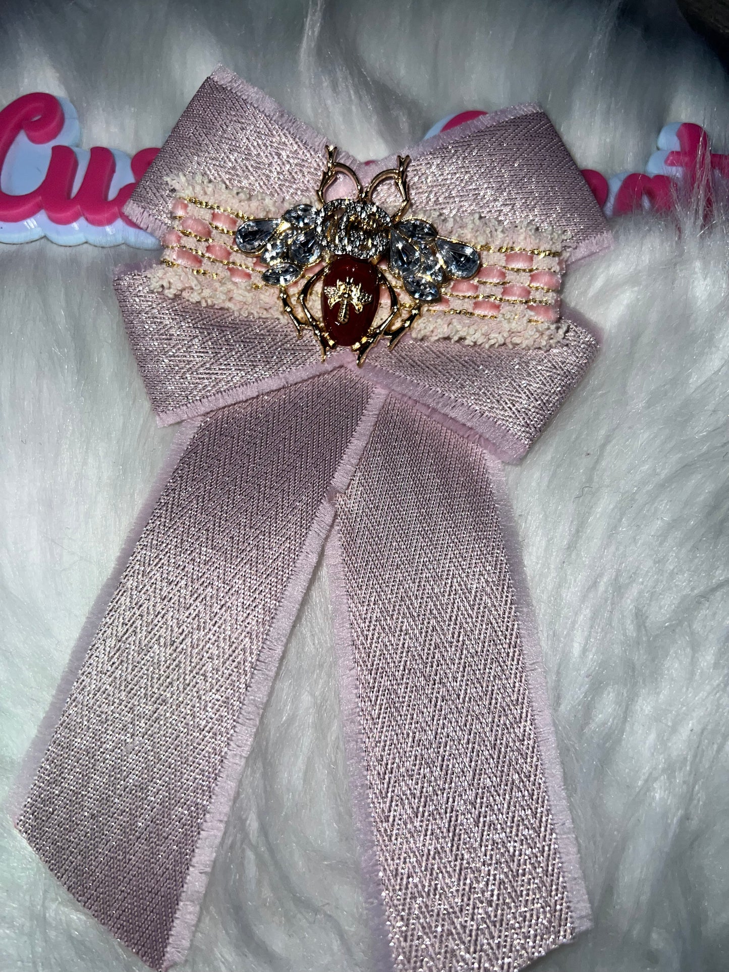 ππ Pink Glam GG Bee Brooch Pin
