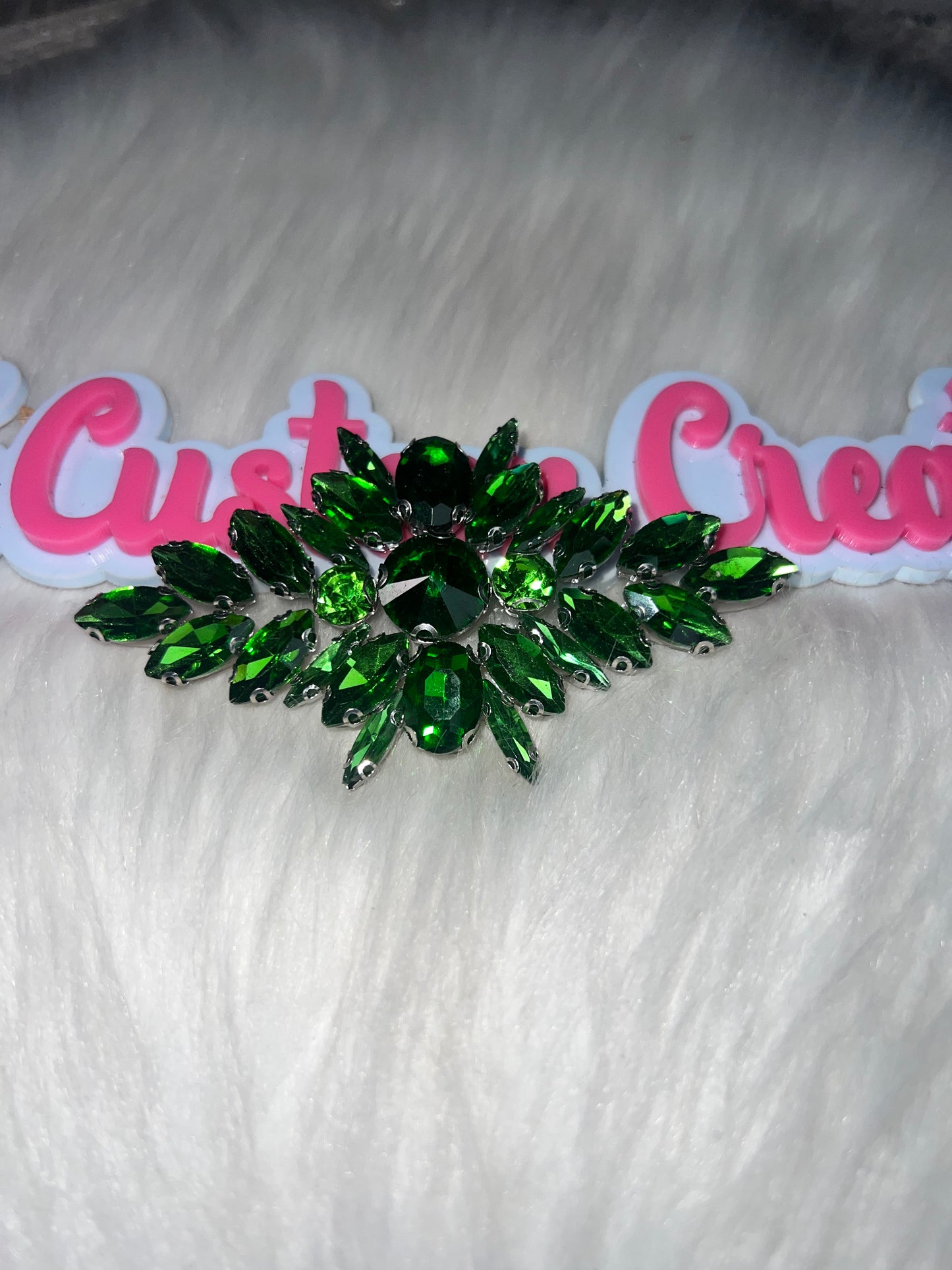 ๐ Emerald Green Crystal Cluster