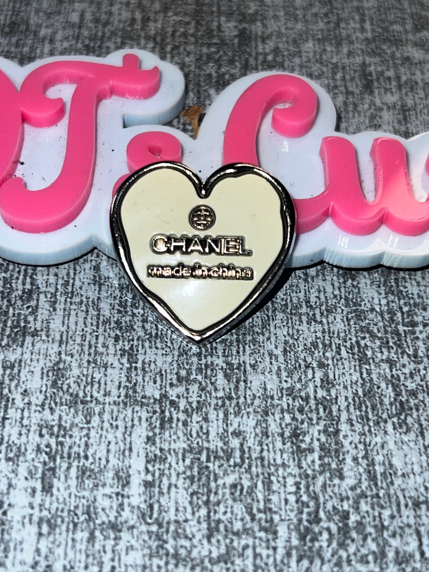 Ivory Heart Flatback Charm – Luxe Script Accent for DIY Crafts