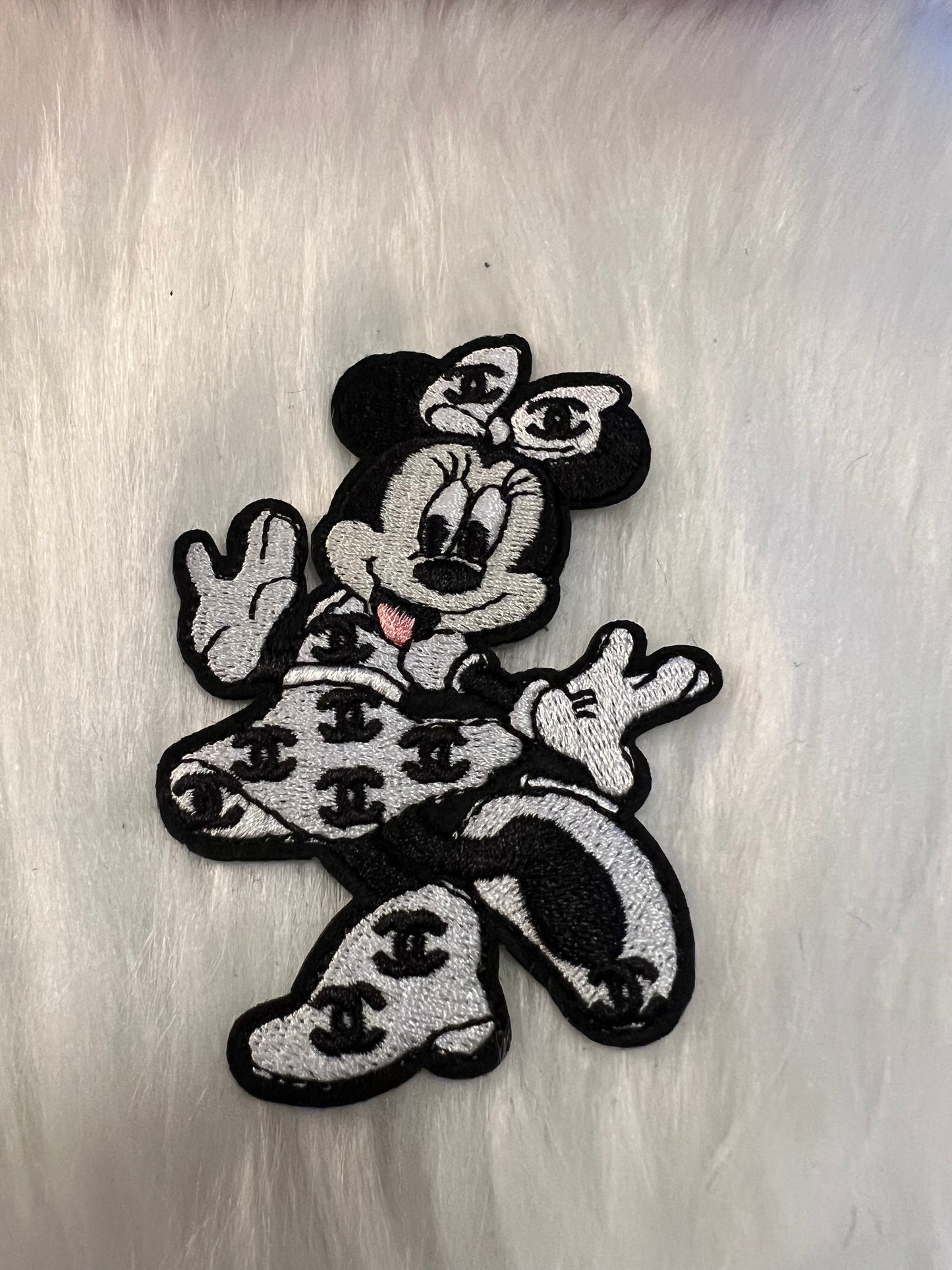 Black & White Minnie CC