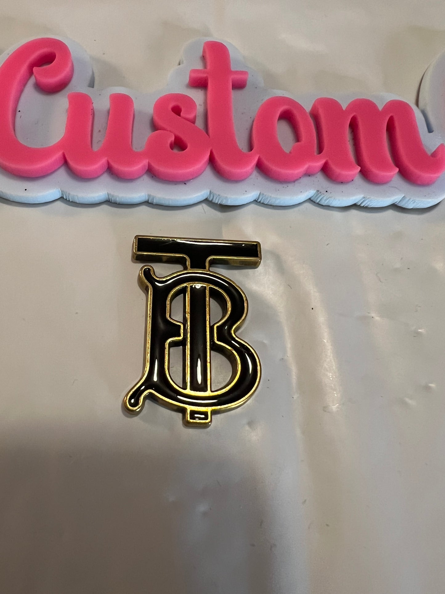 Black Gold Burberry