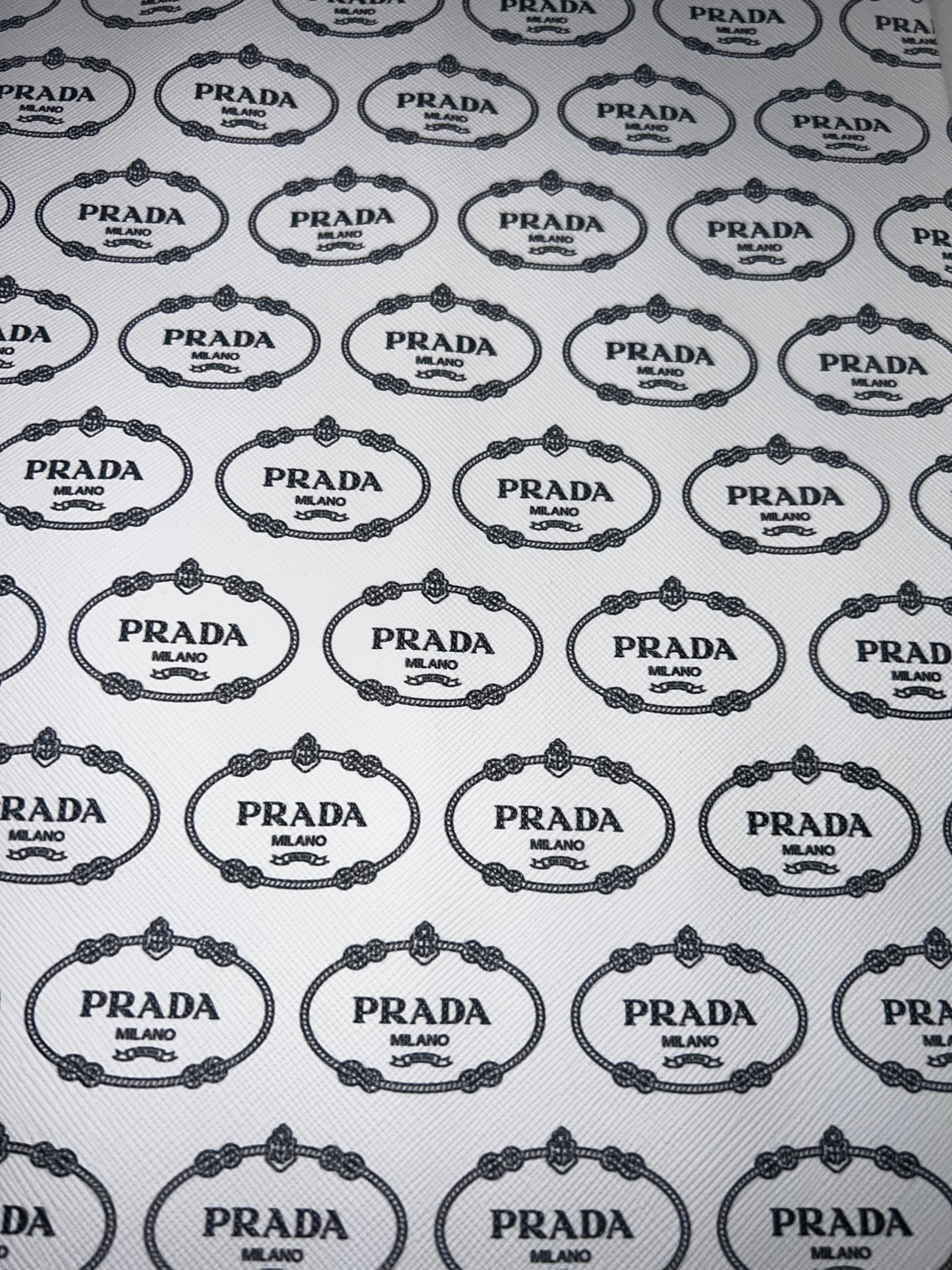 Black Oval Chain Print Faux Leather Sheet – 9x12 Craft Vinyl