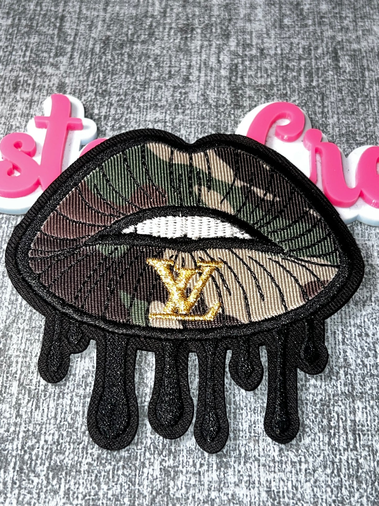 Camo Drip Lips Patch – Fashion Statement Applique – Approx. 4 Inches