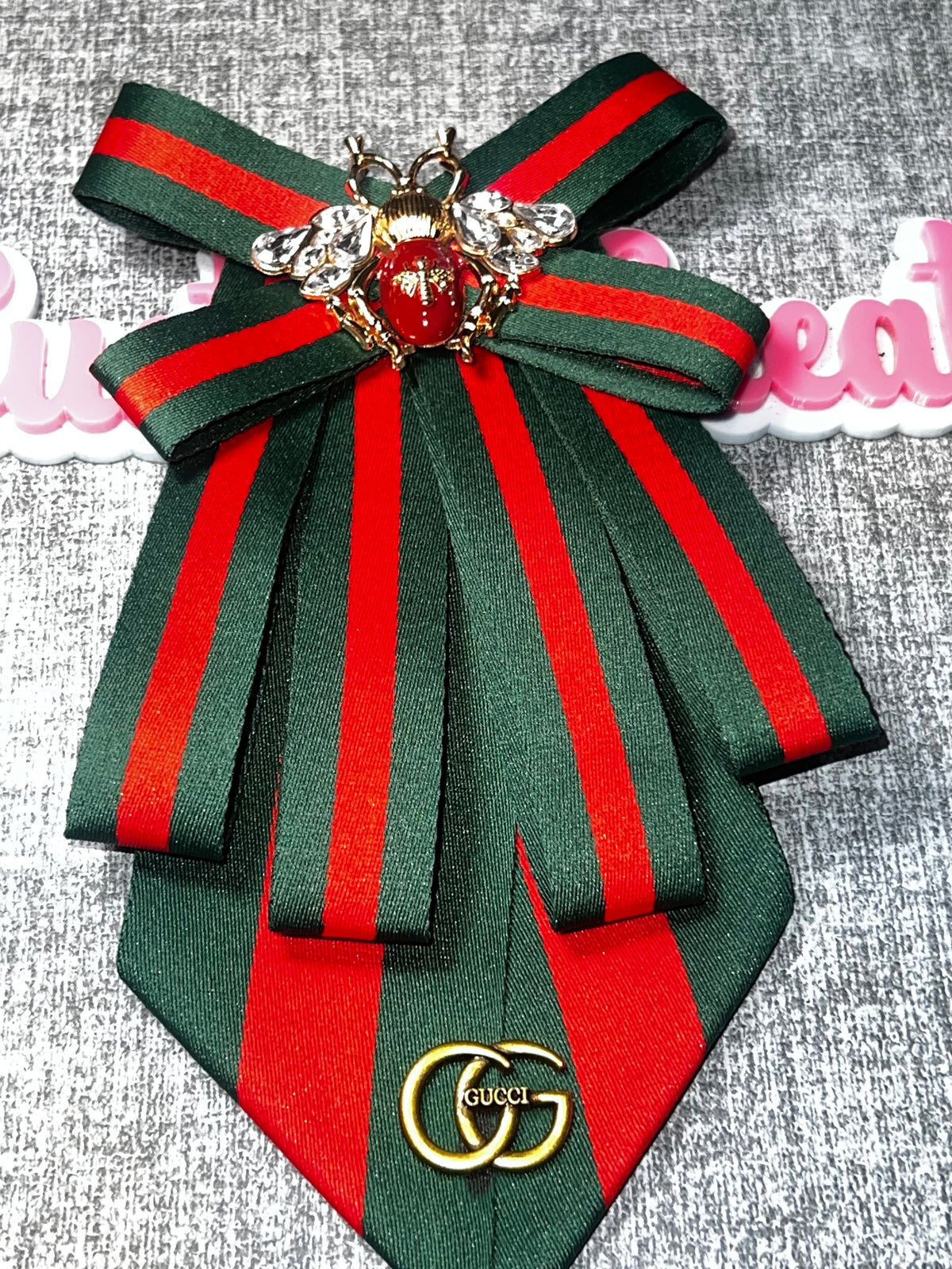 Green Red Stripe Bow Pearl Bee Brooch Pin – Jeweled Statement Accessory