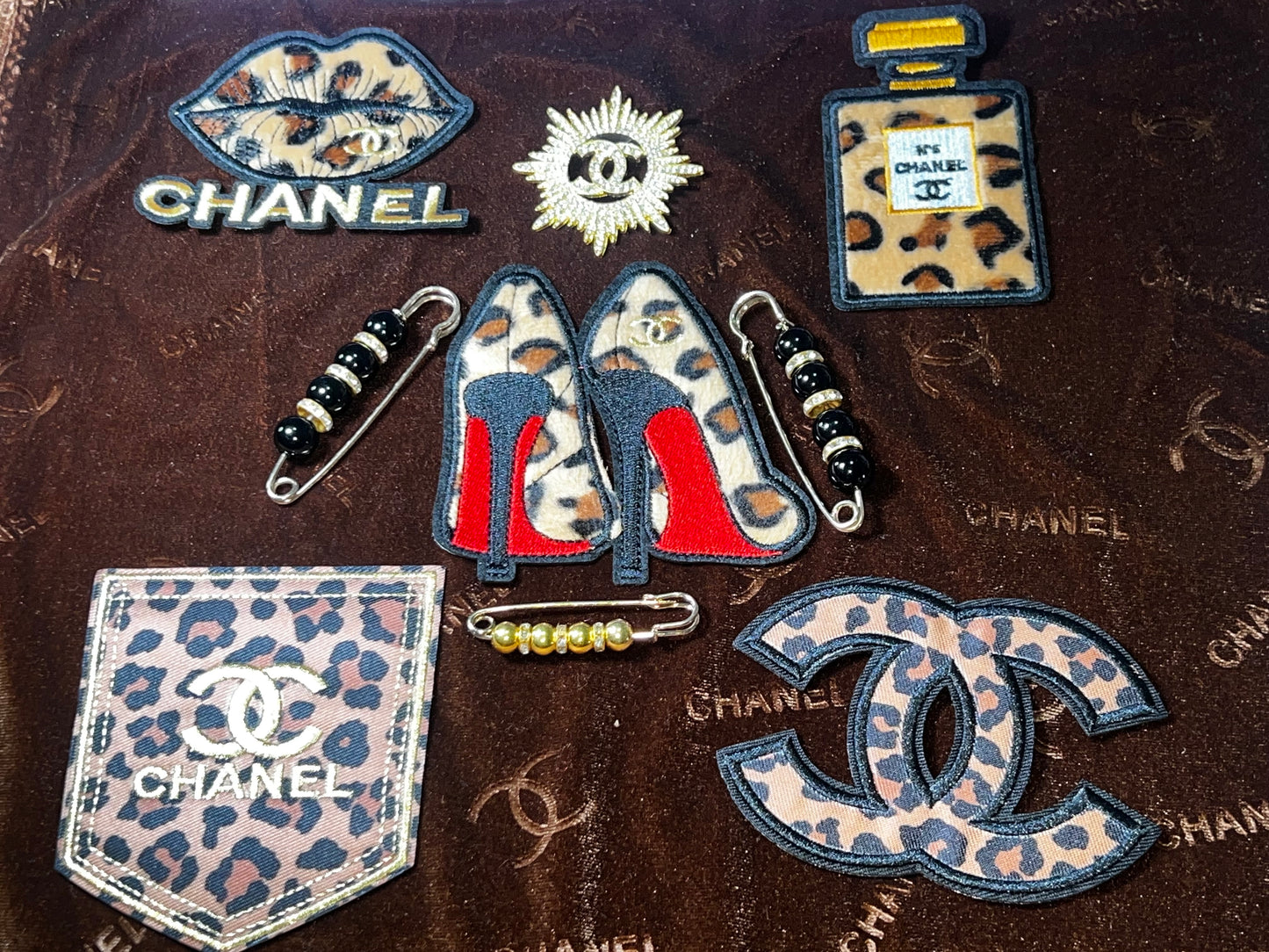 Leopard Glam Patch Bundle – 9x12 Suede Like Fabric Sheet with Fashion Patches & Safety Pins