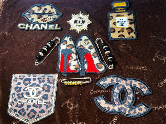 Leopard Glam Patch Bundle – 9x12 Suede Like Fabric Sheet with Fashion Patches & Safety Pins