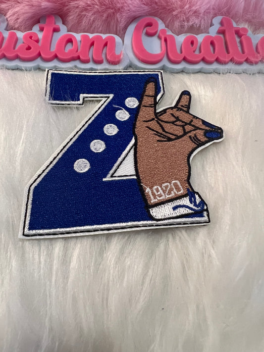 Zeta Z hand