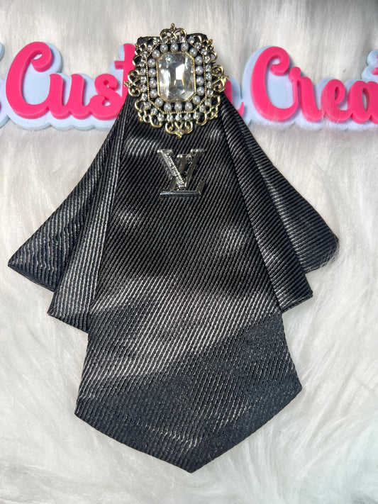 🖤 Black Ribbon LV Brooch
