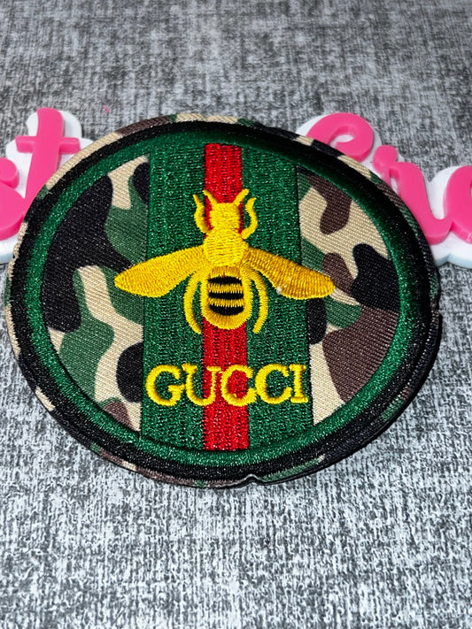 Bee Stripe Oval Patch Green Red – Embroidered Fashion Style Iron On Applique
