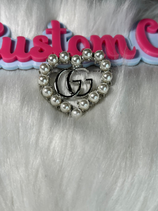 🤍 Silver Pearl Heart GG Brooch