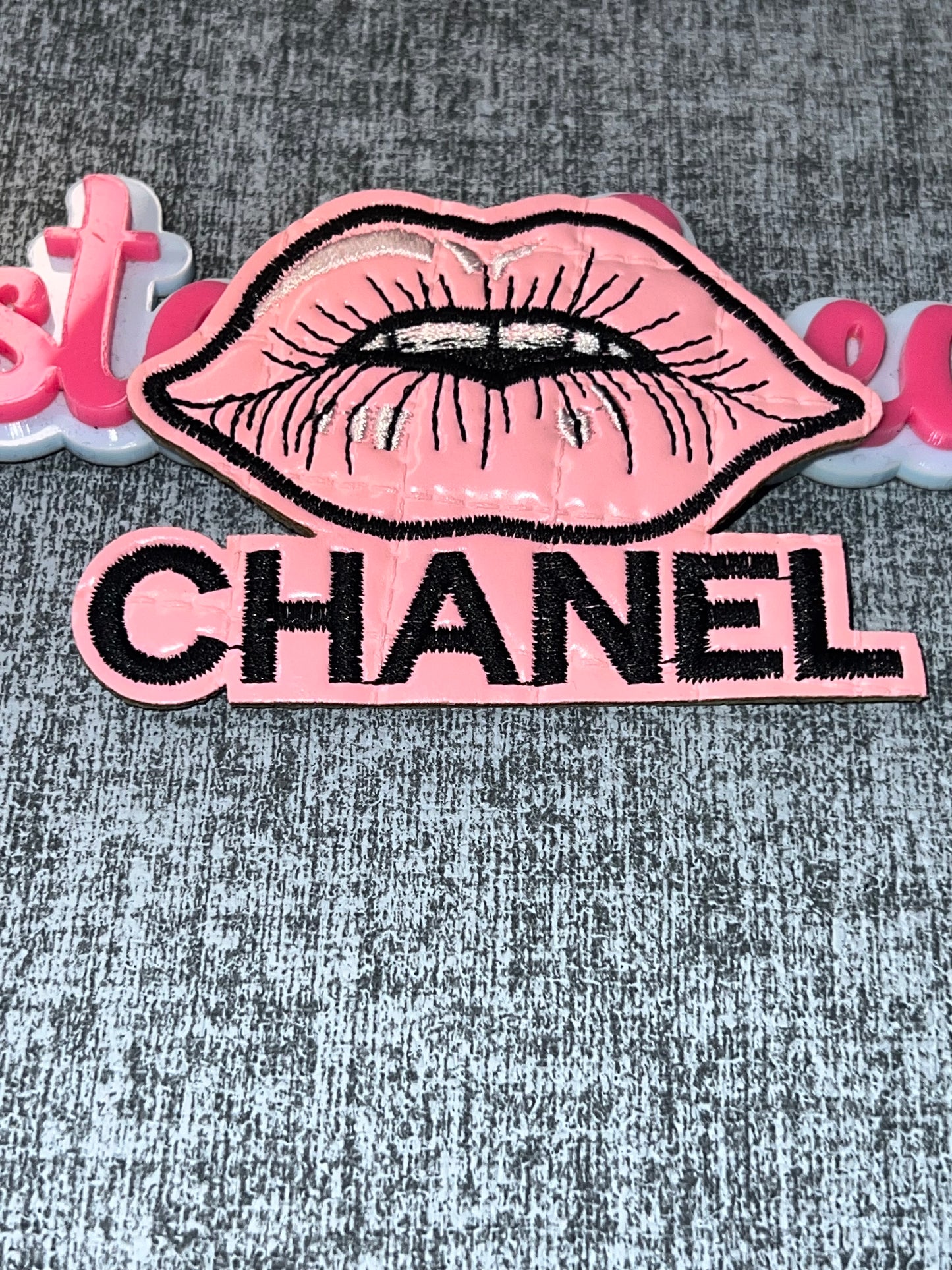 Pink Lips Statement Iron-On Patch – Luxe Embroidered Fashion Patch for DIY Crafts