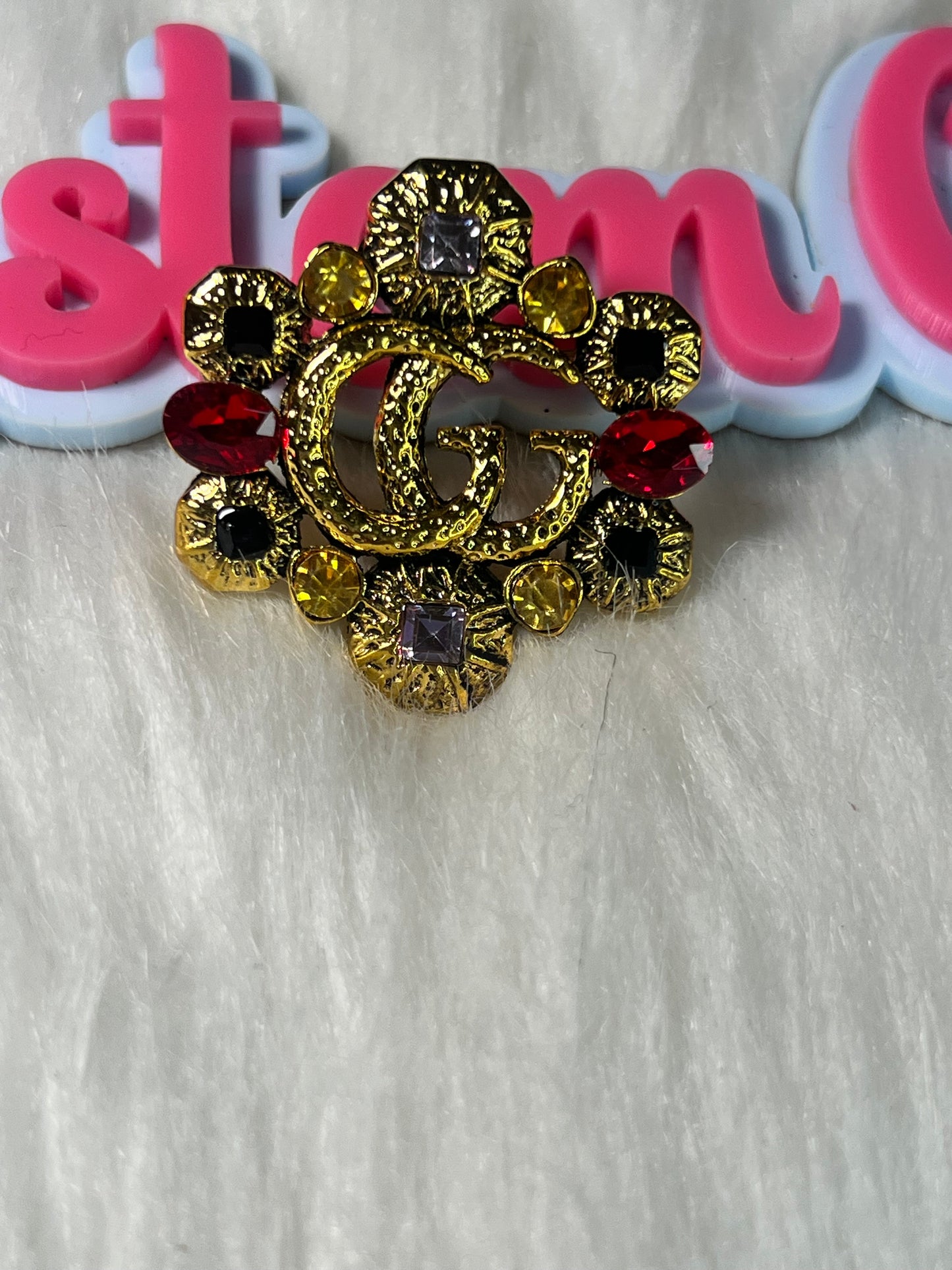 🌟 Gold Colorful GG Gemstone Brooch