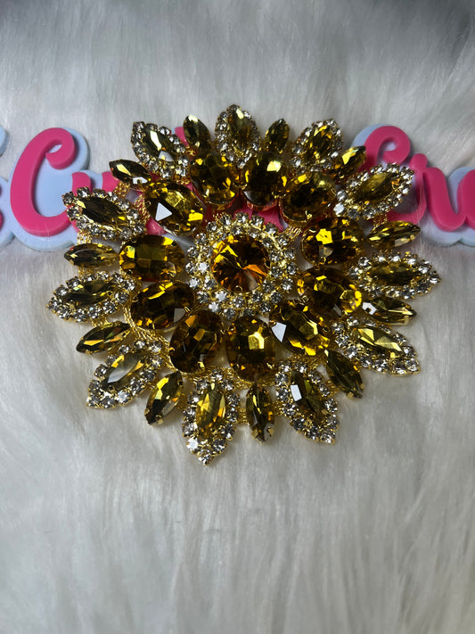 Elegant Iron-On Round Crystal Bling – 4.5” Diameter Gold