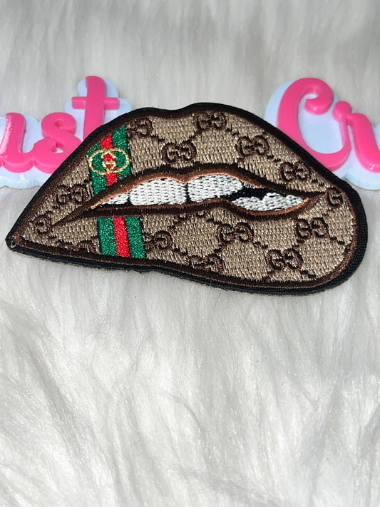 Fashion Lips Patch – Textured Fabric with trim