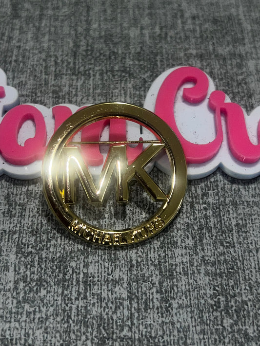 Gold Round Letter Monogram Brooch Pin | Fashion Metal Lapel Pin