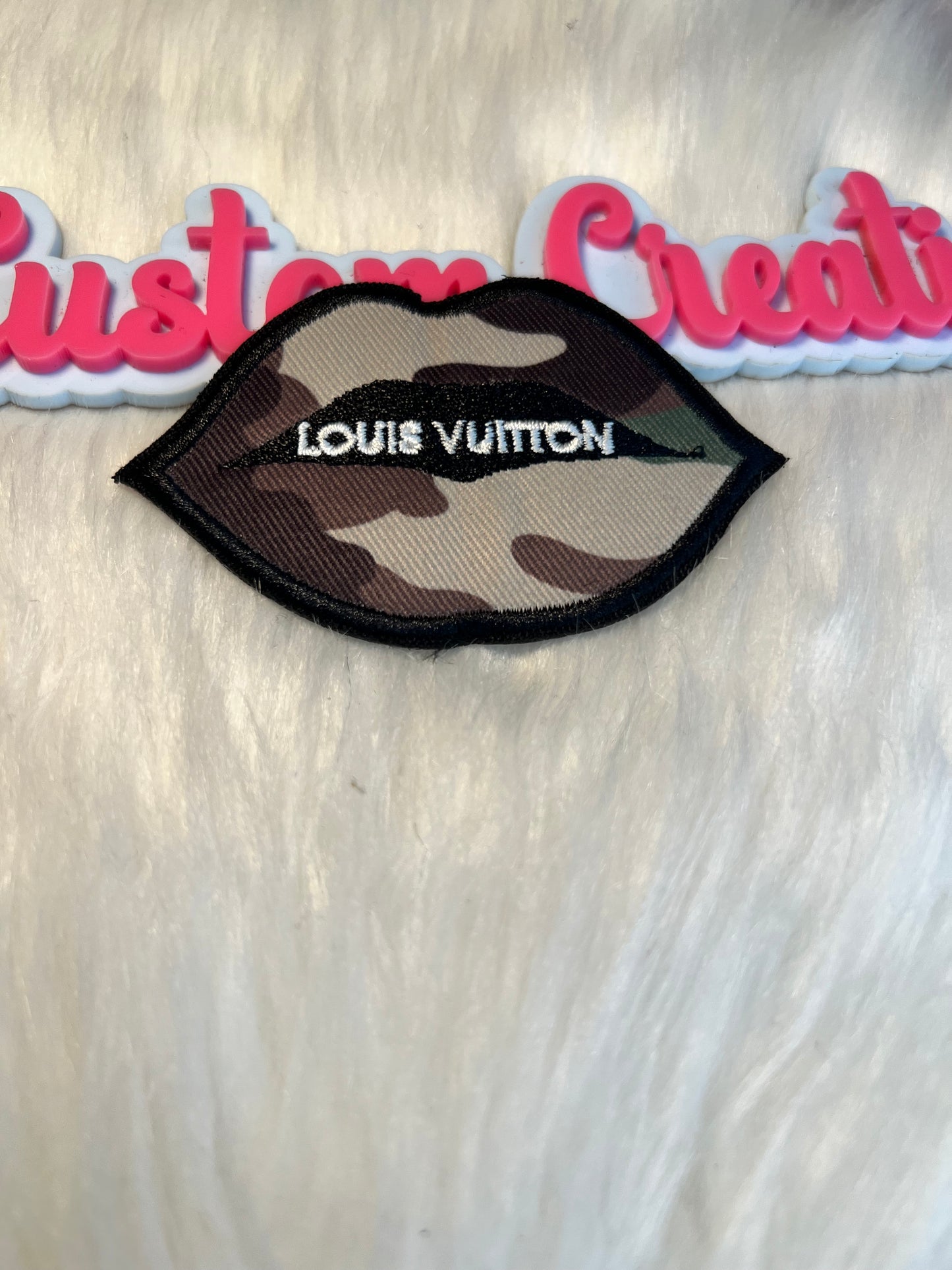 Camo LV lips