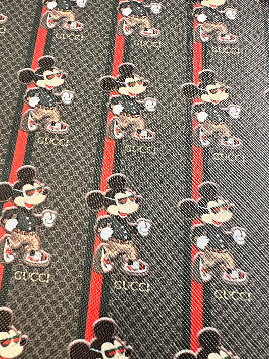 Mickey GG Vertical Red Black lines