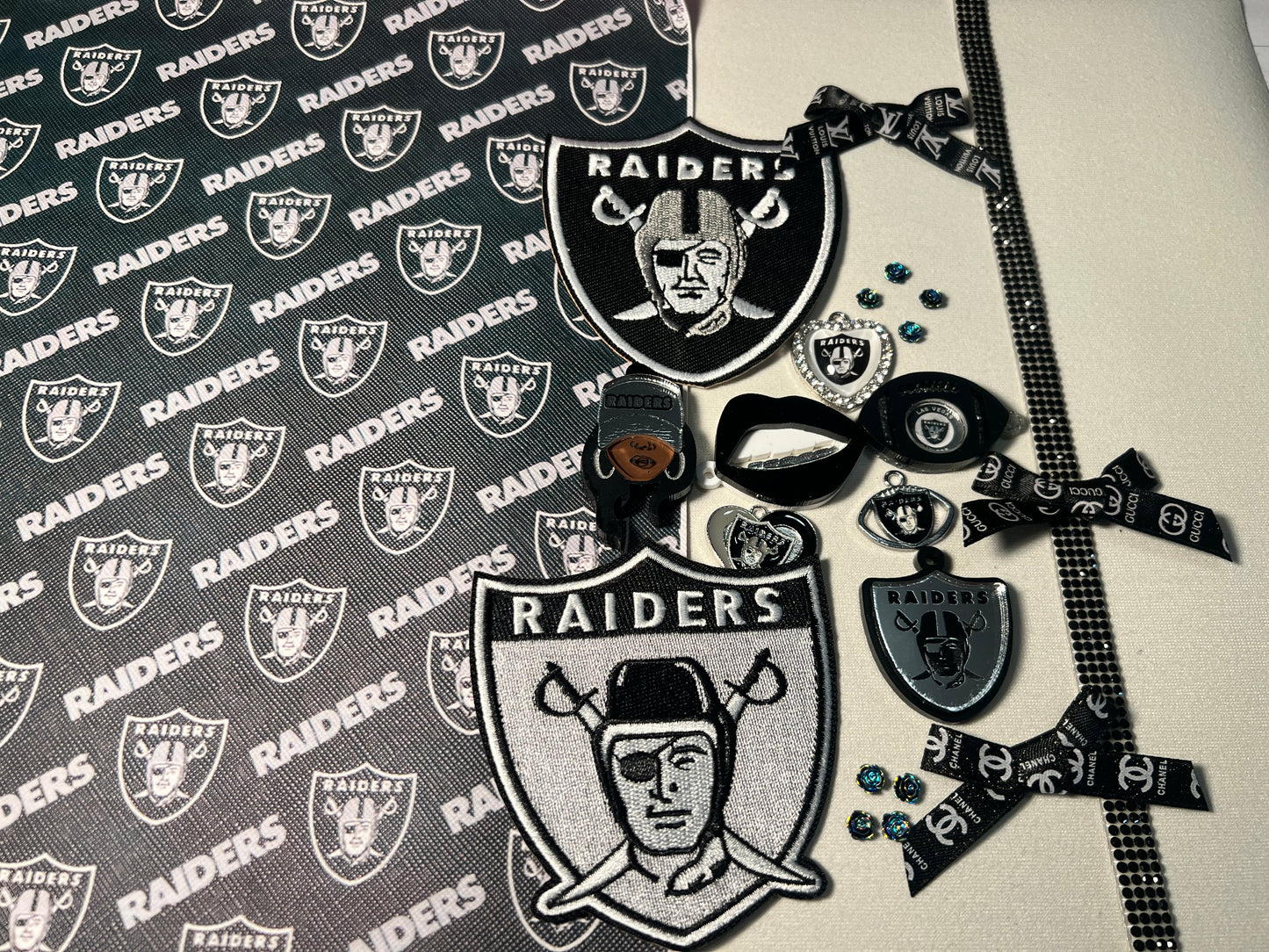 Raiders Kit Team