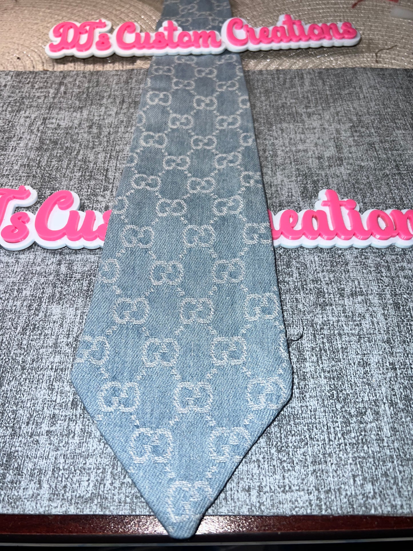 Light Blue Geometric Necktie – Luxe Statement Tie