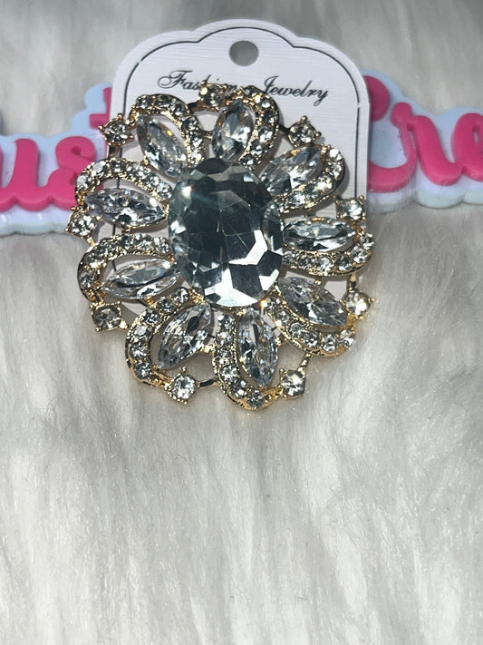 ✨ Crystal Flower Pin Brooch