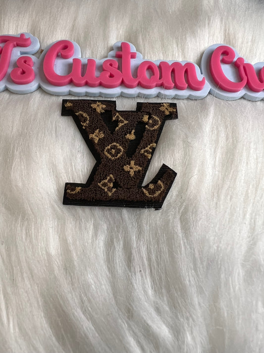 Fluffy Brown LV