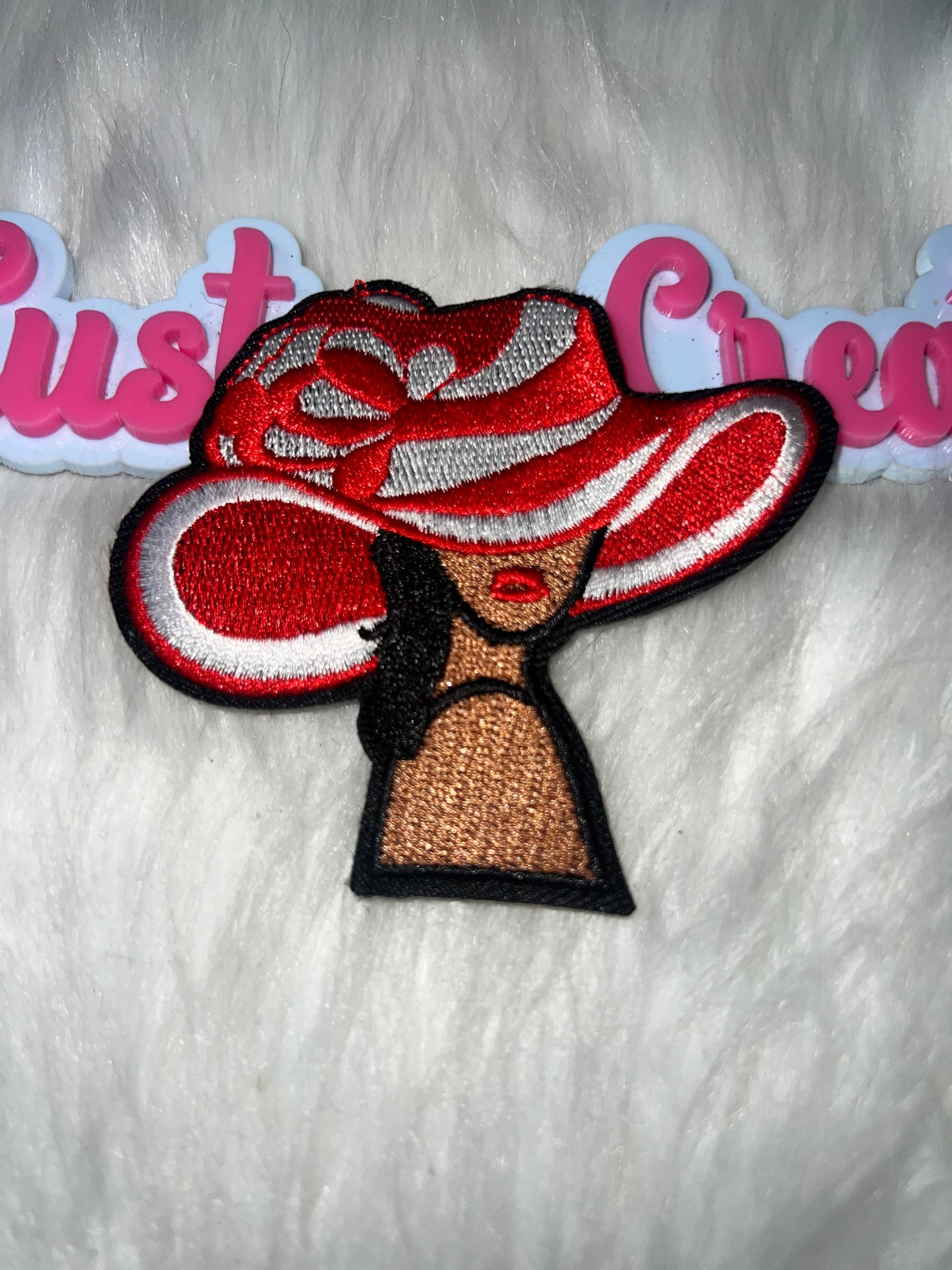 ⭐ Fashion Lady Hat (Red) – IRON-ON PATCH Delta colors