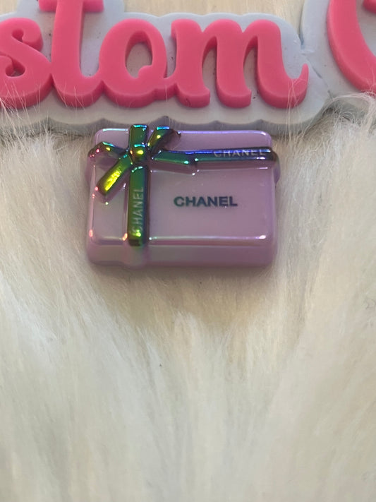 CC Purple Giftbox Focal