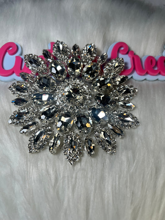 Elegant Iron-On Round Crystal Bling – 4.5” Diameter Clear