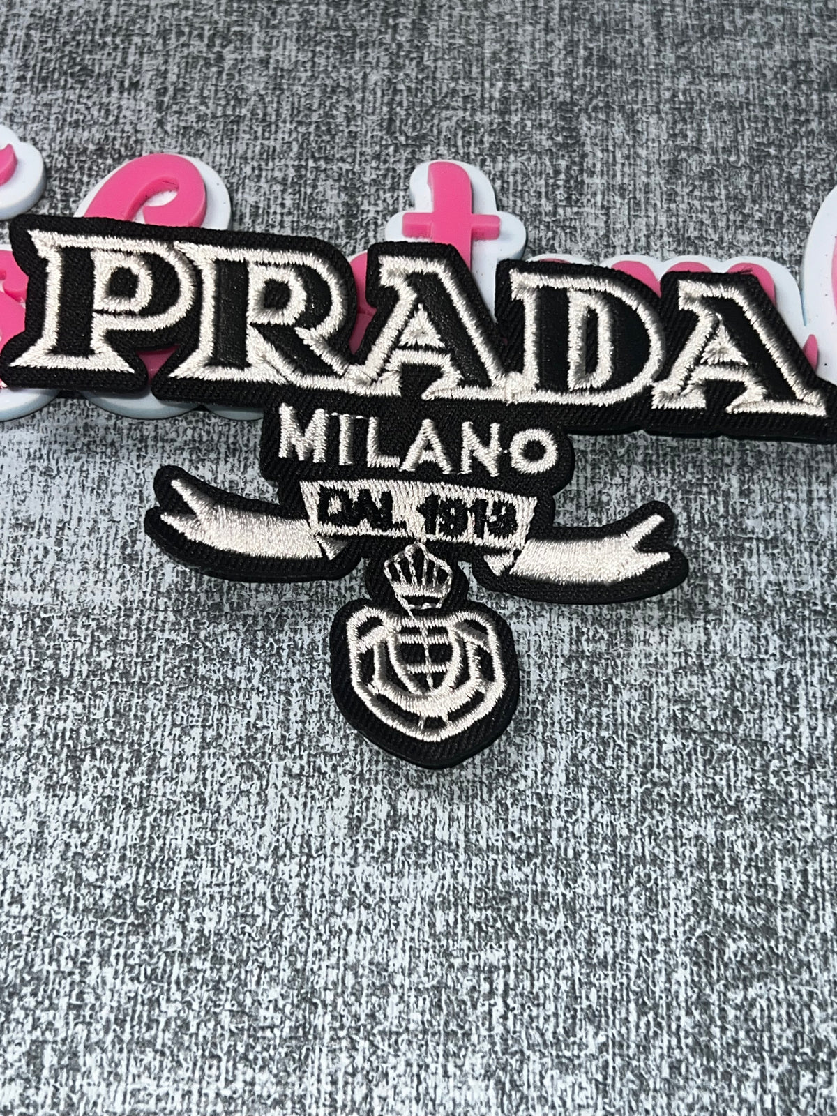 Black White Fashion Crest Logo Patch – Embroidered Iron-On Applique