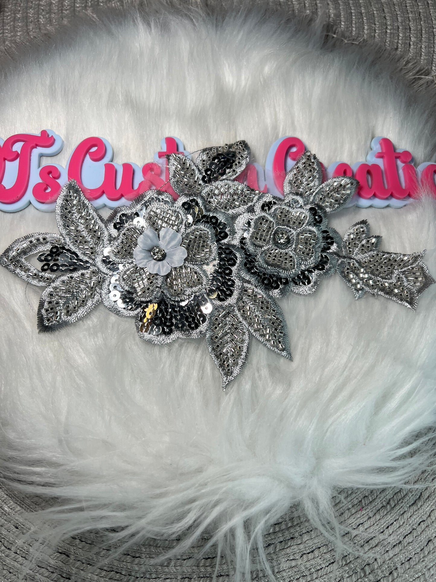💎 Silver Sequin Floral Appliqué